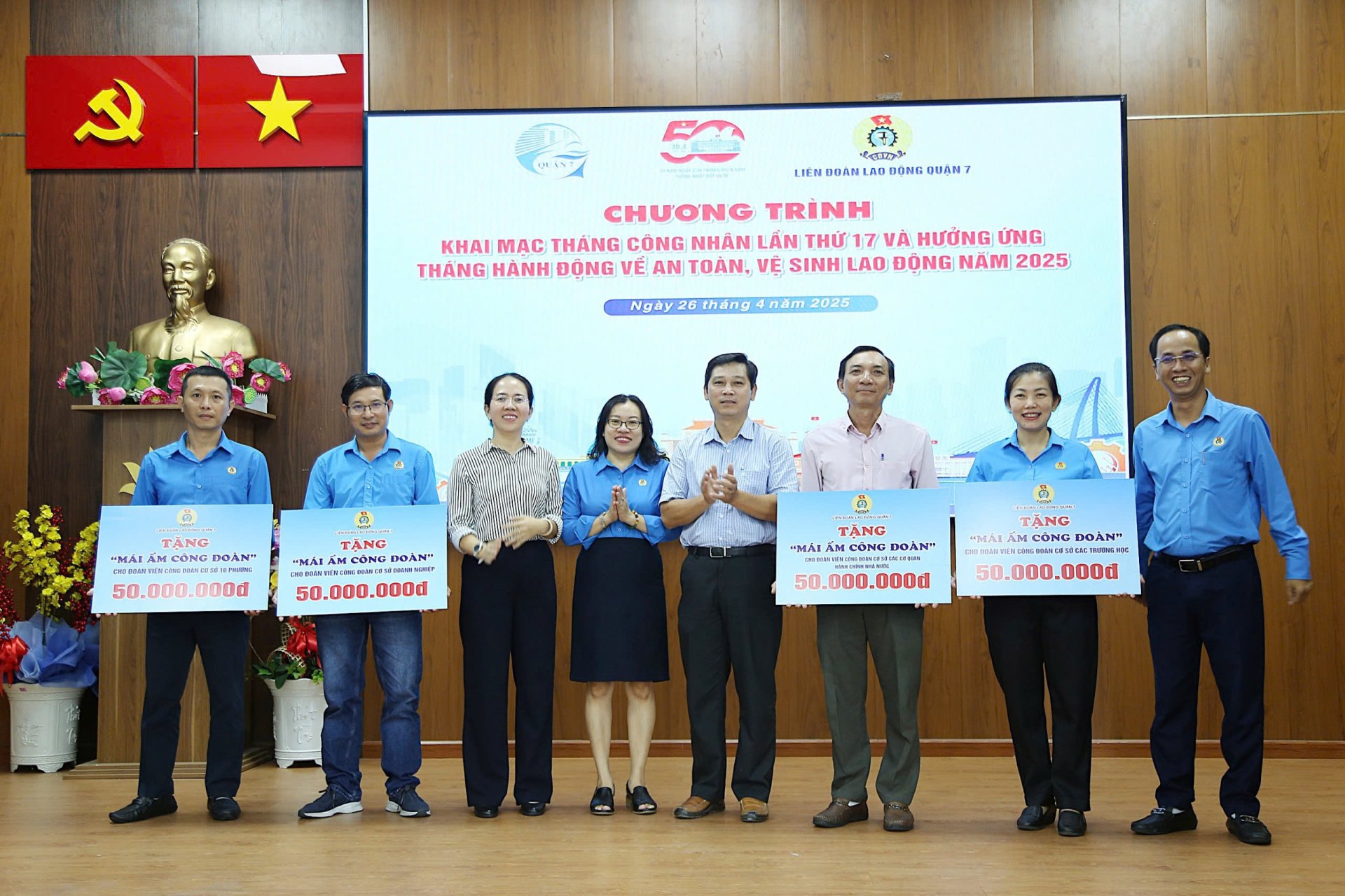 3 TỶ 685,880 TRIỆU ĐỒNG CHĂM LO ĐOÀN VIÊN KHÓ KHĂN, BỆNH HIỂM NGHÈO, CÔNG NHÂN BỊ TAI NẠN LAO ĐỘNG, CON MỒ CÔI DO COVID-19