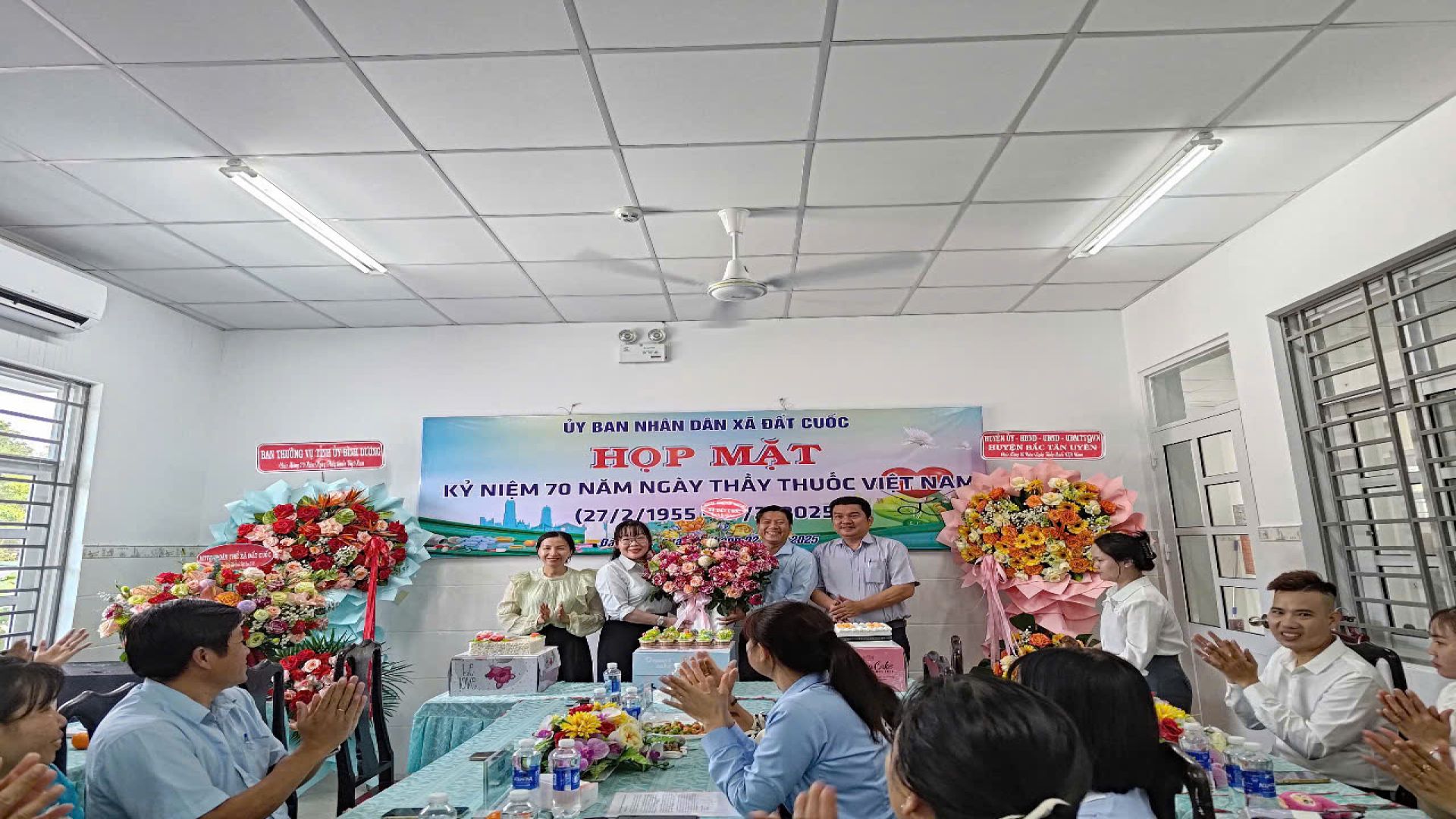 XÃ ĐẤT CUỐC TỔ CHỨC HỌP MẶT KỶ NIỆM 70 NĂM NGÀY THẦY THUỐC VIỆT NAM (27/02/1955-27/02/2025)