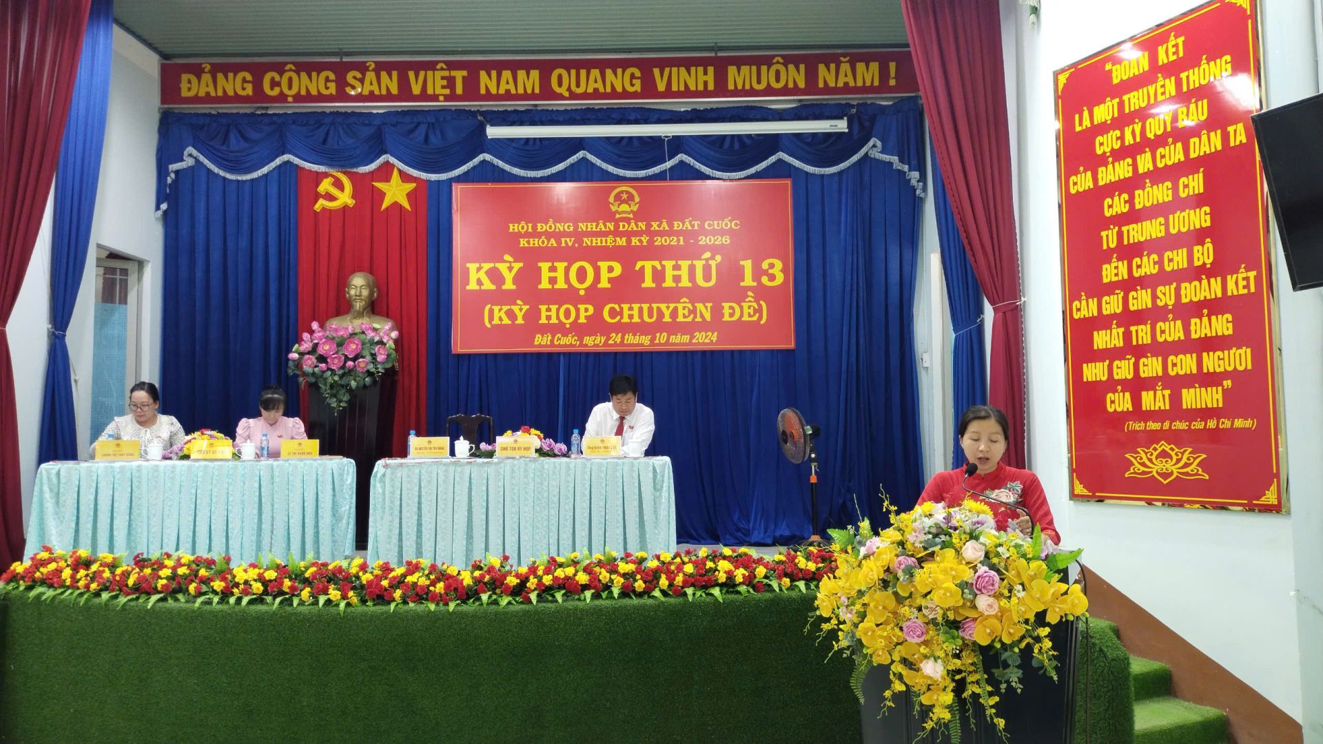 HỘI ĐỒNG NHÂN DÂN XÃ ĐẤT CUỐC TỔ CHỨC KỲ HỌP CHUYÊN ĐỀ