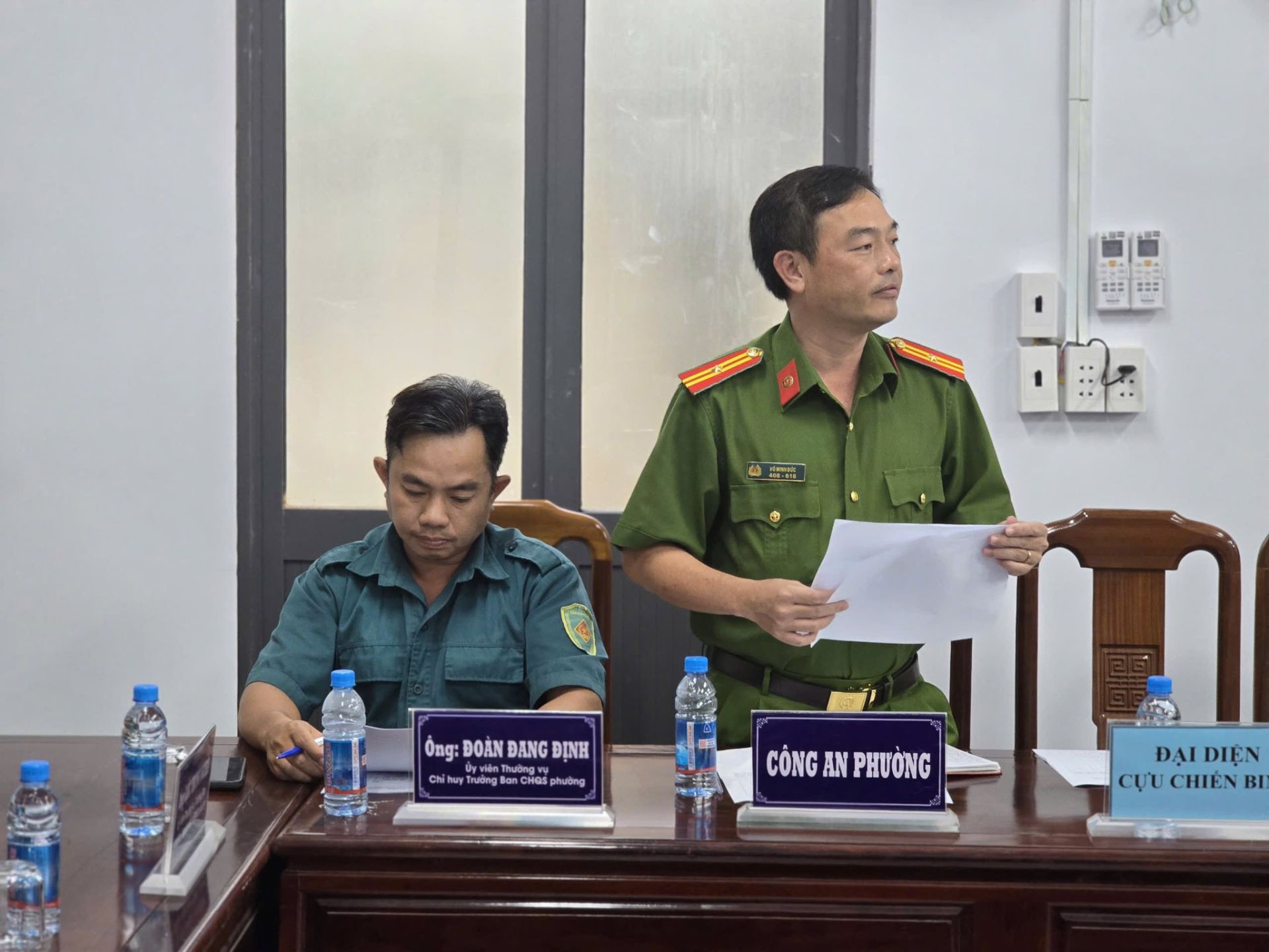 Có thể là hình ảnh về văn bản cho biết '間 Öng: DOAN : ĐANG ĐANGĐINH ĐINH chiawgaohong Thưông ưông huy N lano Ban CHGS cheas phưởng phúở CÔNG AN CÔNGANPHƯÒNG PHƯƠNG ĐẠI DAIDIEN DIỆN CỰU CHIÊN CUUCHIÊNB BI'