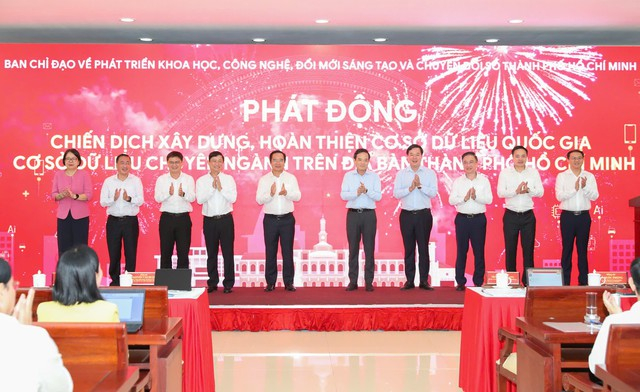 TPHCM chuyển đổi mạnh mẽ trong ph&aacute;t triển khoa học c&ocirc;ng nghệ, chuyển đổi số v&agrave; cải c&aacute;ch quản trị- Ảnh 1.