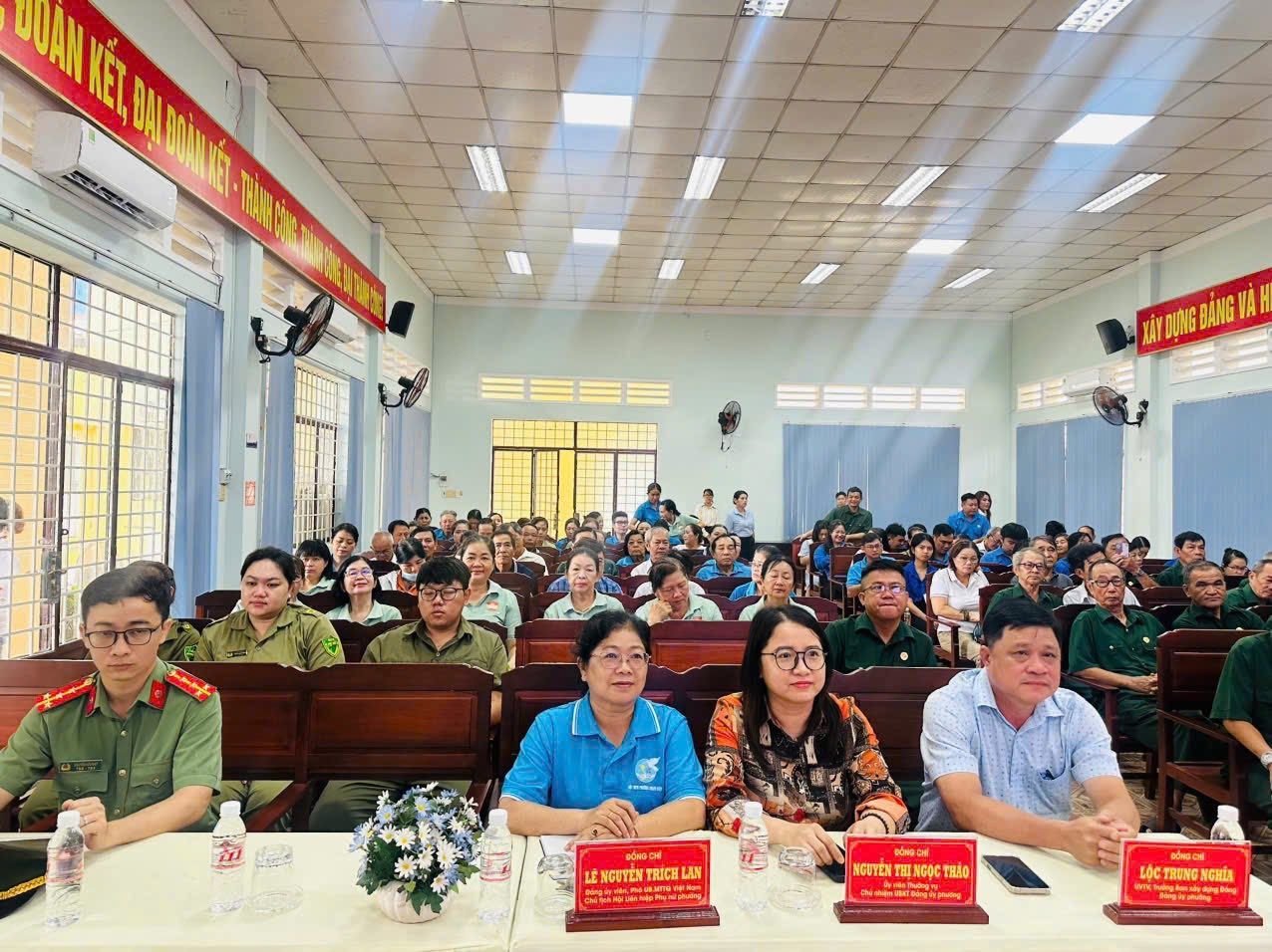 Không có mô tả ảnh.