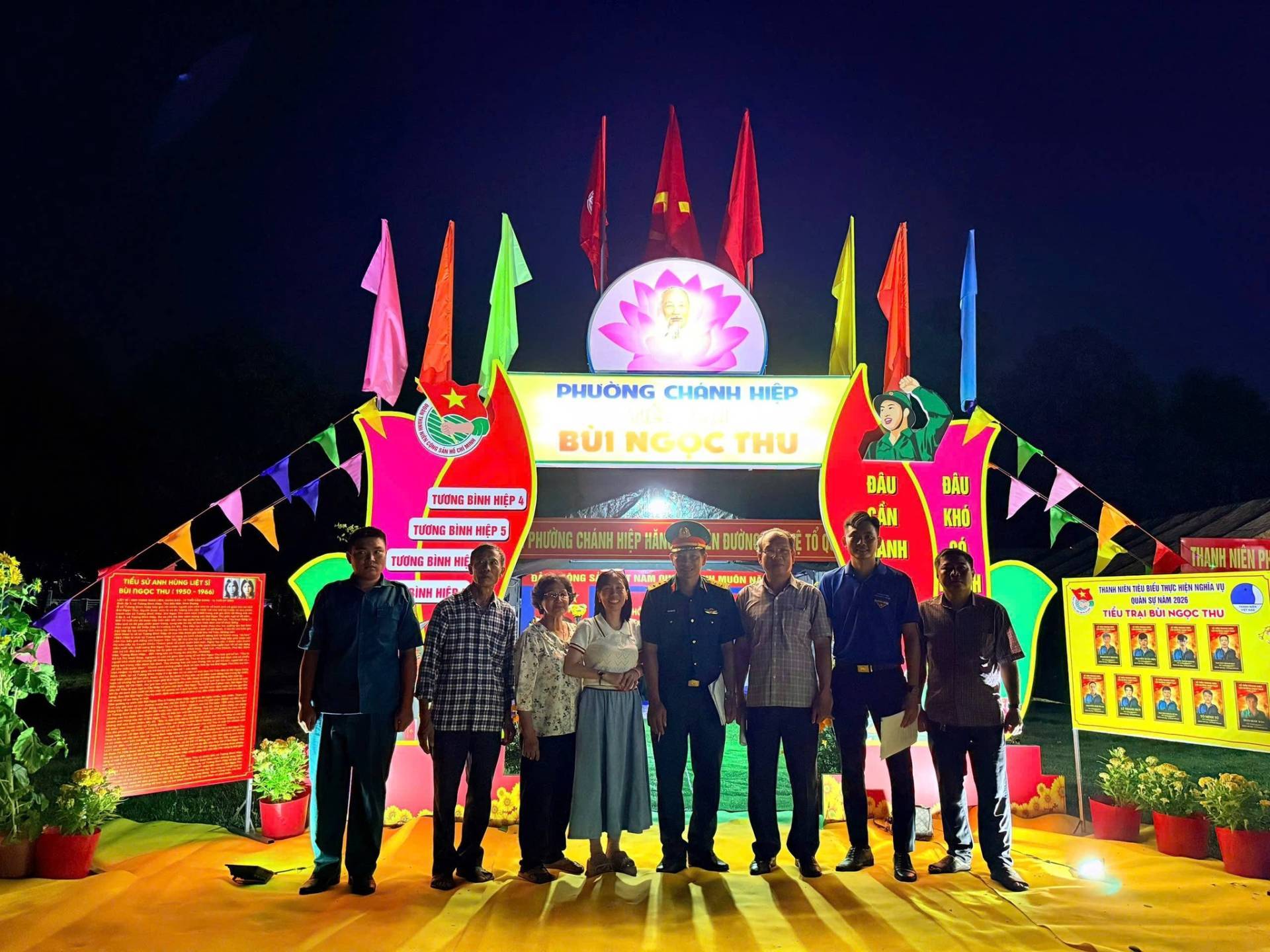 C&oacute; thể l&agrave; h&igrave;nh ảnh về một hoặc nhiều người, đền thờ v&agrave; văn bản cho biết 'PHƯỜNG CHANH HIỆP TƯƠNG BINN .4 P B&Ugrave;I NGỌC B&Ugrave;INGOCTHU THU TƯƠNG BINH NHHIỆP5 信会 419Lr Me TƯƠNG B&Igrave;NH SINH CHANH HEP RINH HINHHI HIFR Đ&Agrave;U CẤN ANH BẦU KH&Oacute; ቦሳ TИAUИyEHP watu1GH 你112起單 กล่ง &tau;έ&upsilon;&tau;&iota; IBUINGOC GỌC THU Z'