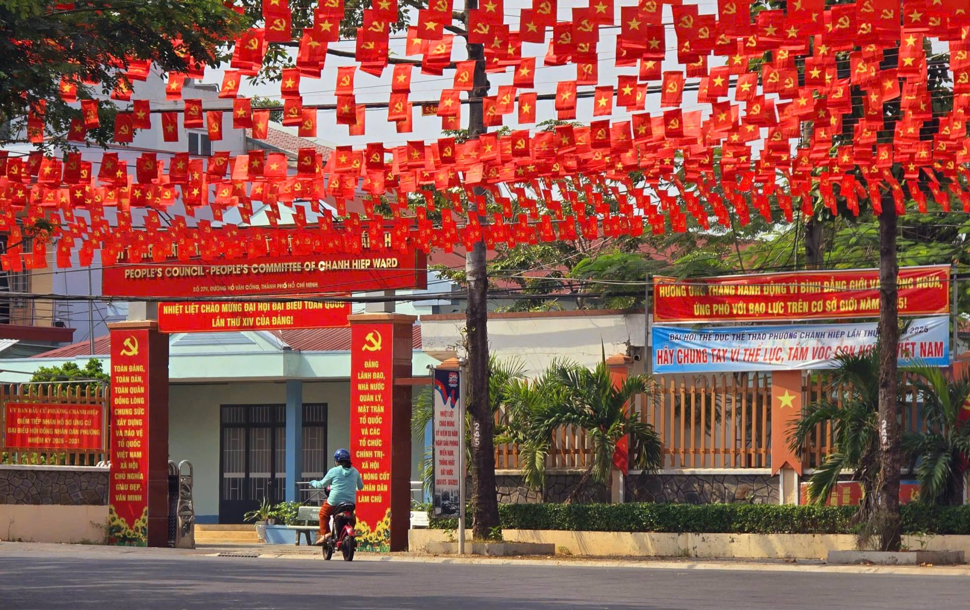Hoạt động &yacute; nghĩa của phường Ch&aacute;nh Hiệp ch&agrave;o mừng Đại hội XIV của Đảng - Ảnh 5.