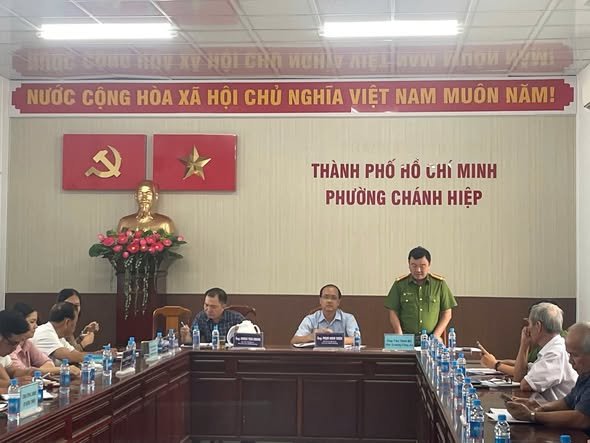 UBND PHƯỜNG CHÁNH HIỆP TỔ CHỨC HỘI NGHỊ SƠ KẾT CÔNG TÁC PHÒNG CHỐNG TỘI PHẠM, TỆ NẠN XÃ HỘI VÀ XÂY DỰNG PHONG TRÀO TOÀN DÂN BẢO VỆ ANTQ NĂM 2025