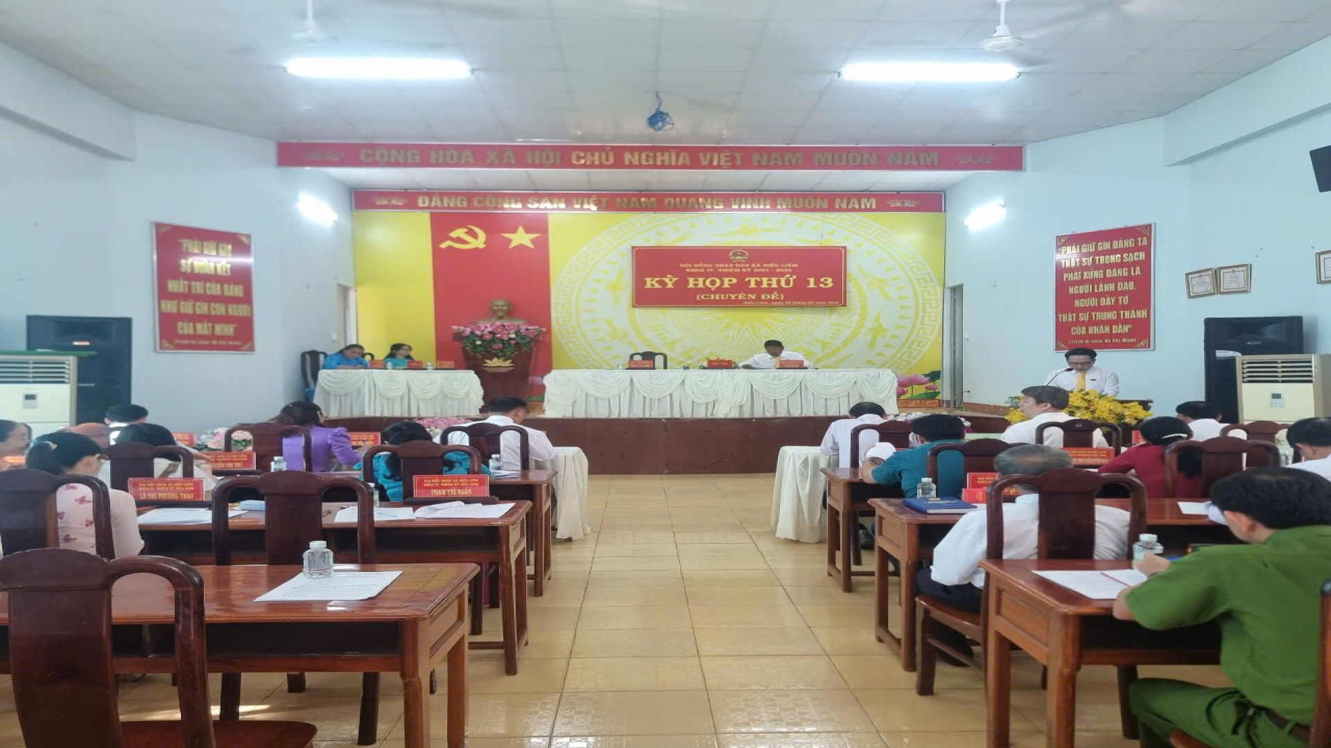 HĐND xã Hiếu Liêm tổ chức kỳ họp thứ 13 (kỳ họp chuyên đề) khóa IV, nhiệm kỳ 2021 - 2026