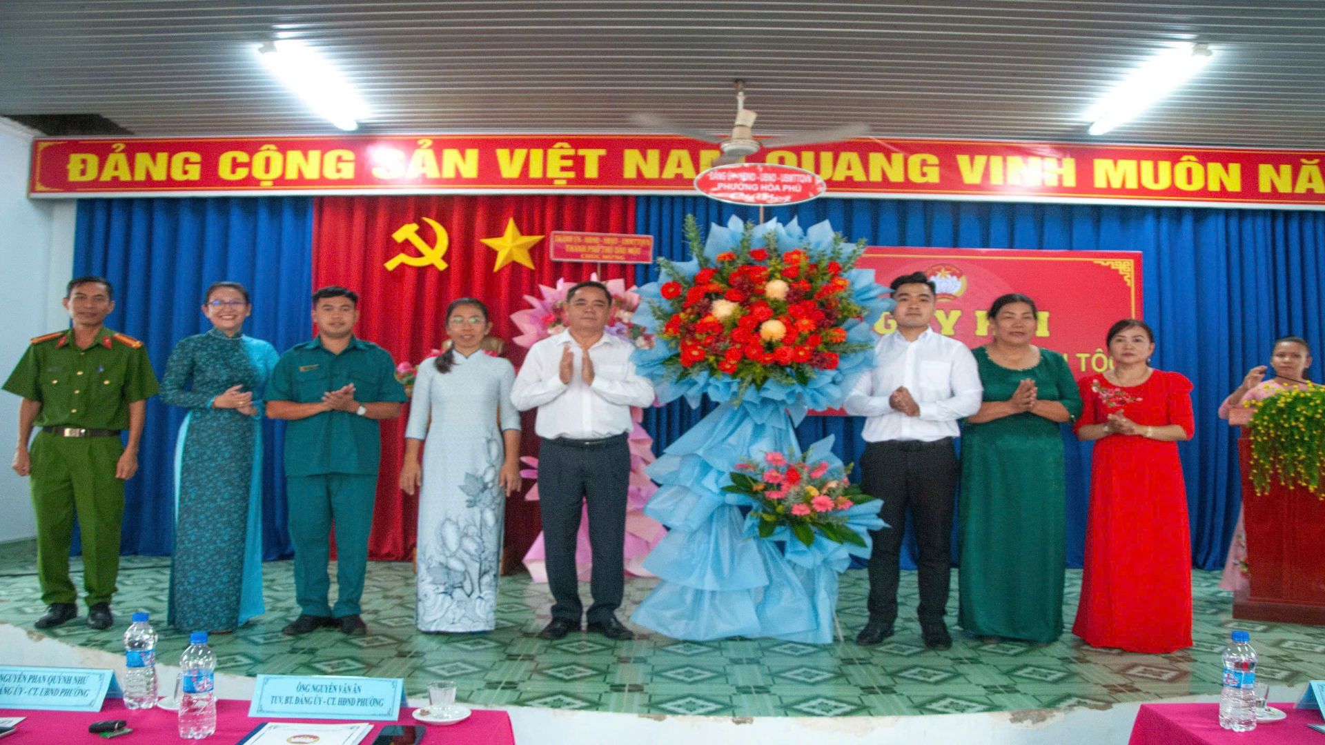 Phường Hòa Phú: Ban Công tác Mặt trận khu phố 3, phường Hoà Phú tổ chức Ngày Hội Đại đoàn kết toàn dân tộc năm 2024.