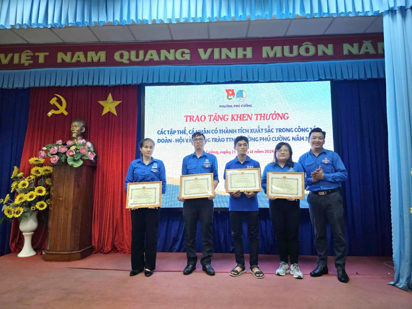 C:\Users\User\Downloads\Thư mục mới (2)\468294958_973143221526679_1459969733303783037_n.jpg