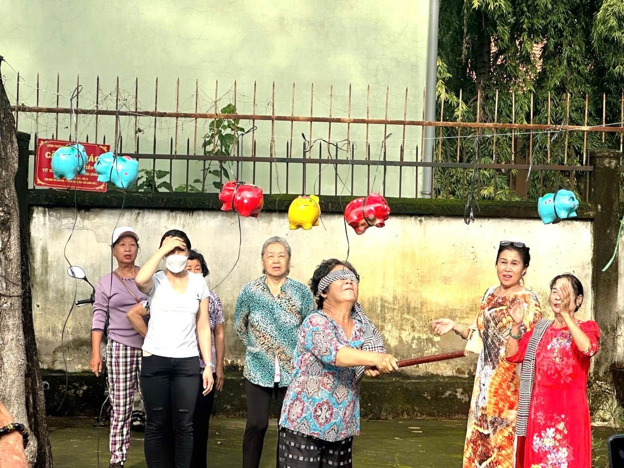 C:\Users\User\Downloads\Đại đoàn kết 2024\Khu 02\z6017588846652_1e53b1d0b7a10bca0b484a80ac186622.jpg