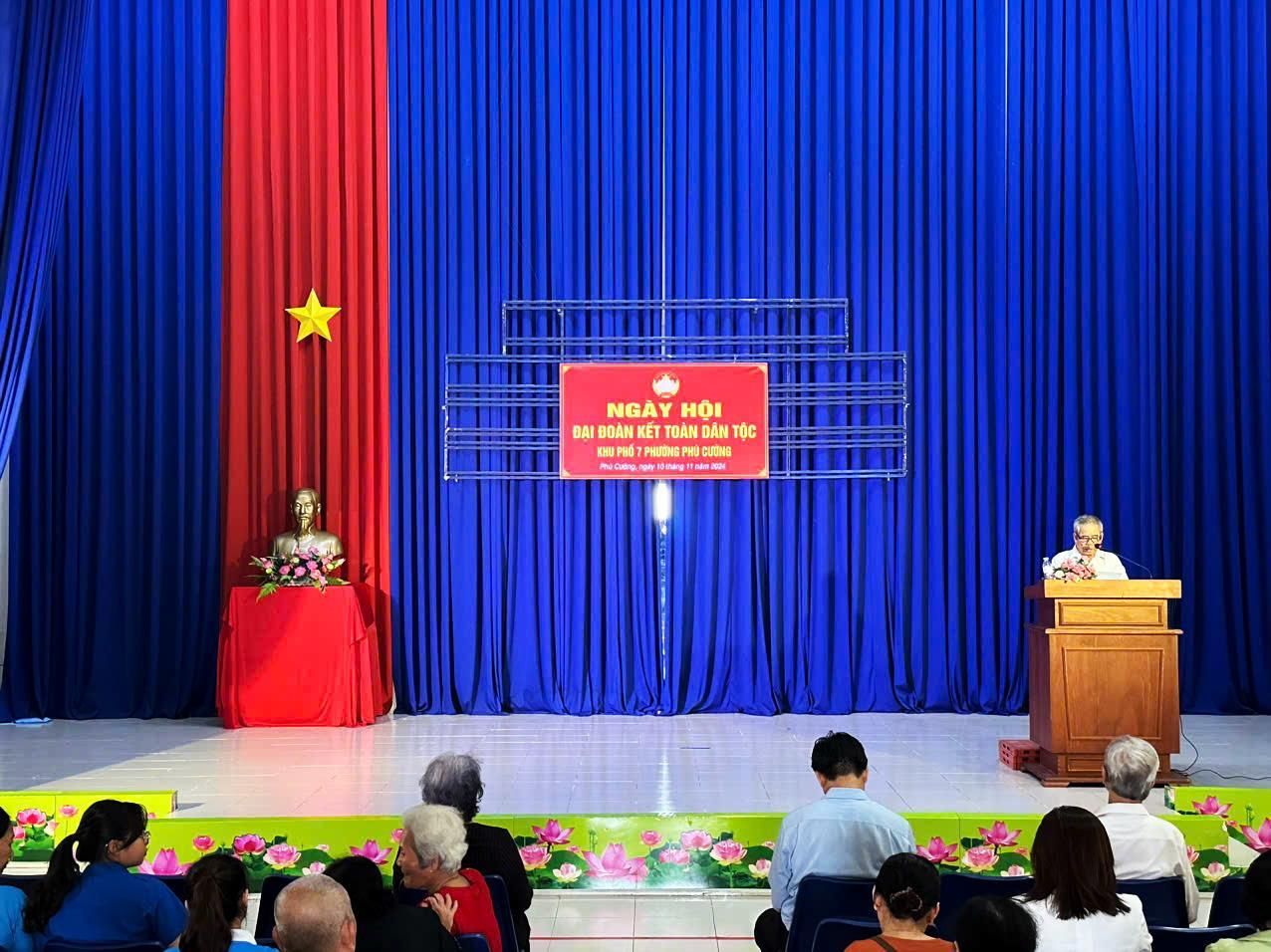 C:\Users\User\Downloads\Đại đoàn kết 2024\Khu 07\z6018401721248_cdd1ae6b3d6adbfd792134f3ff01ce3f.jpg