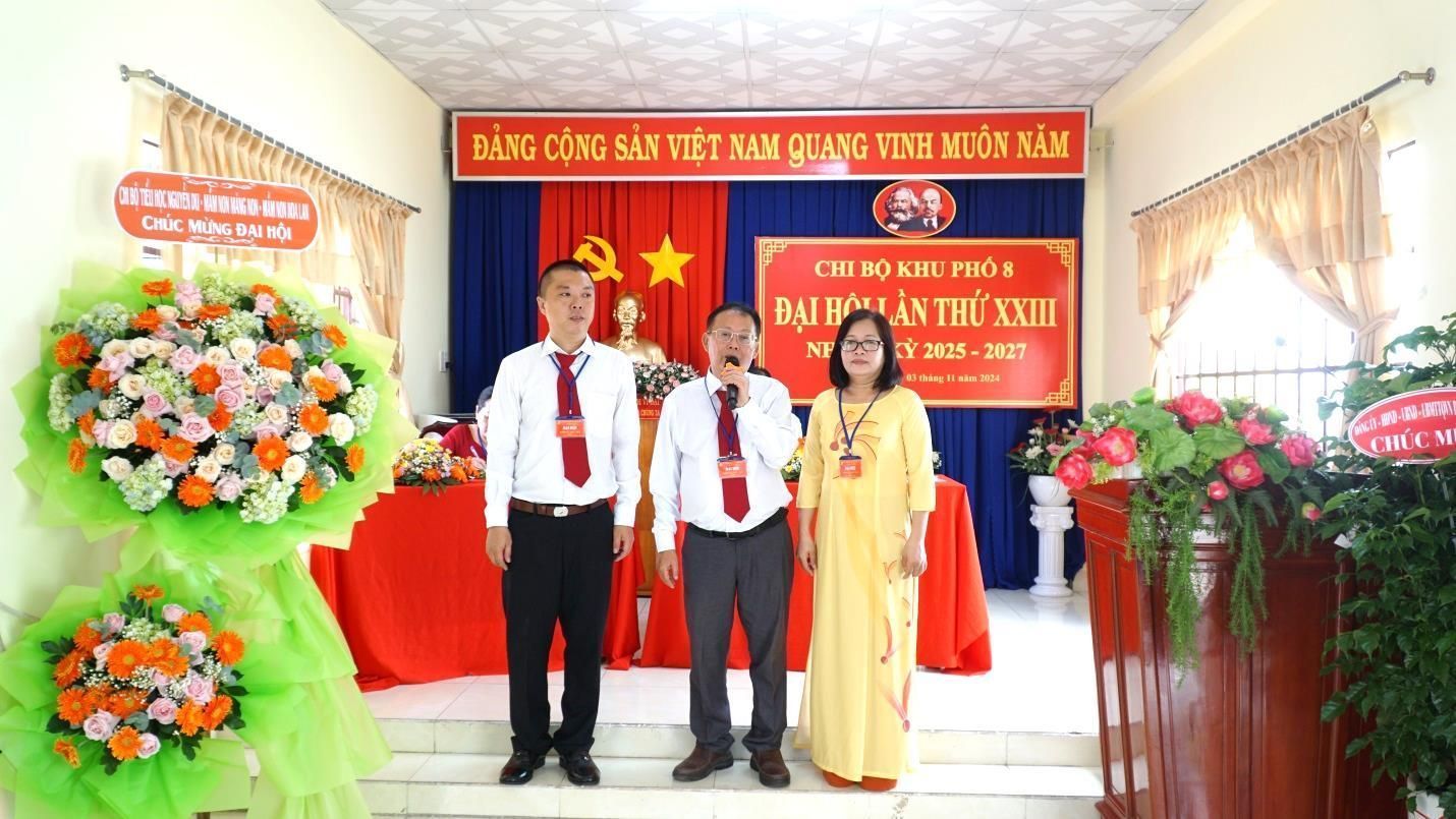F:\USB PHUONG PHU CUONG\Hinh Hoat dong Dang uy - HDND - UBND - MTTQ\Dang uy\DH DANG BO 2025 - 2030\Hình Đại hội các chi bộ\Khu 8_03-11-2024\Bầu cử và Ra mắt Đại hội_Đại biểu dự cấp trên\DSC07589.JPG