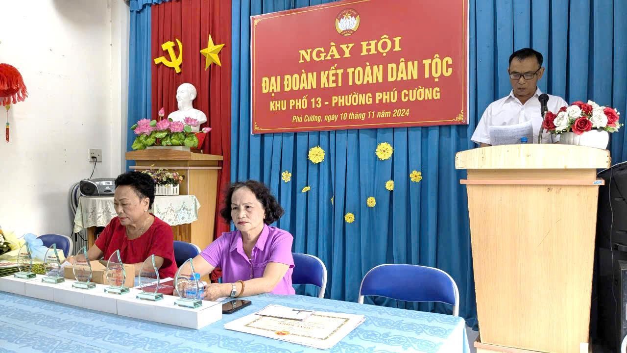 C:\Users\User\Downloads\Đại đoàn kết 2024\Khu 13\z6017094532495_ea4dfa879520f142414129793fec1fb4.jpg