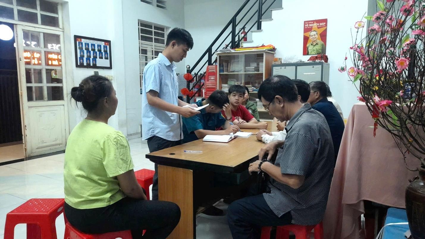 C:\Users\User\Downloads\Bình chọn NVQS 2025\z6151417216221_c286aa25634a032a67f742d3794234d8.jpg