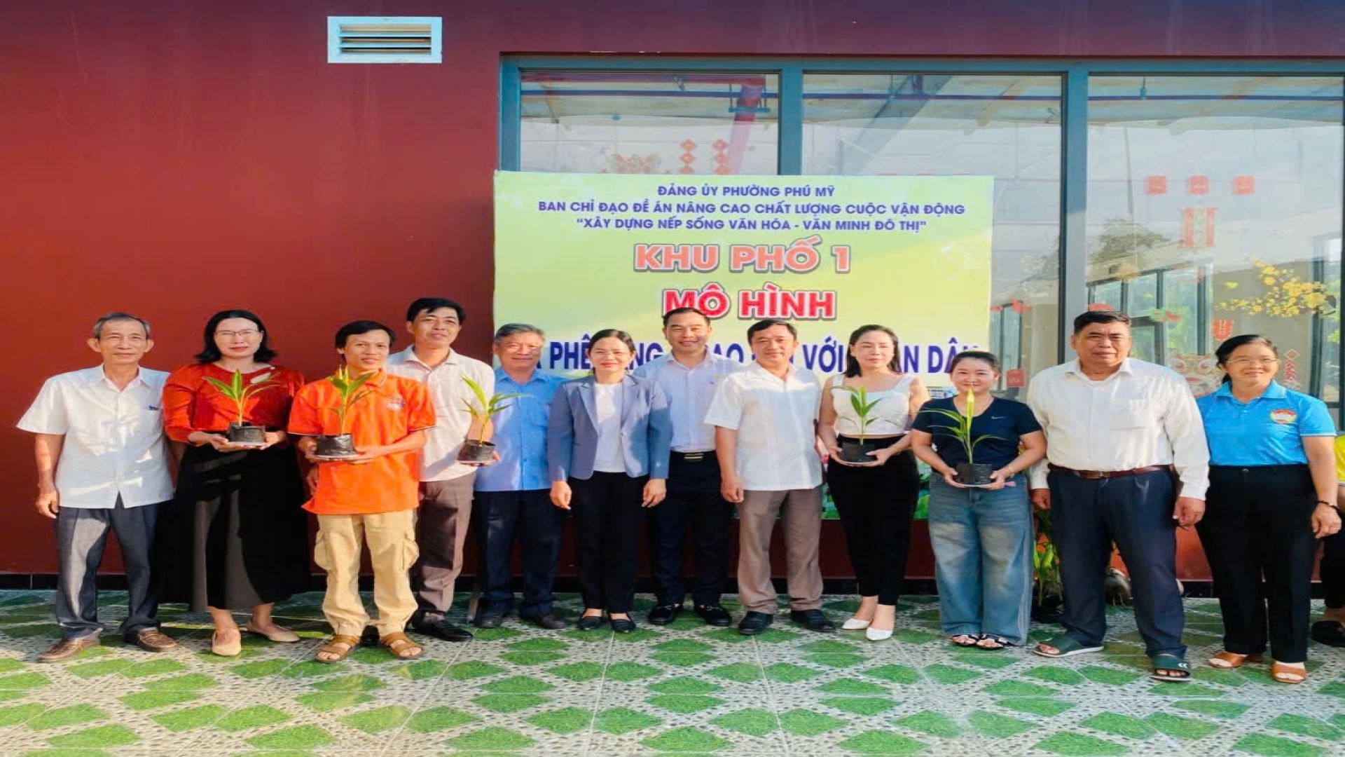 Phú Mỹ tổ chức chương trình “Cà phê sáng- Trao đổi với nhân dân” tại khu chung cư Minh Quốc Plaza.