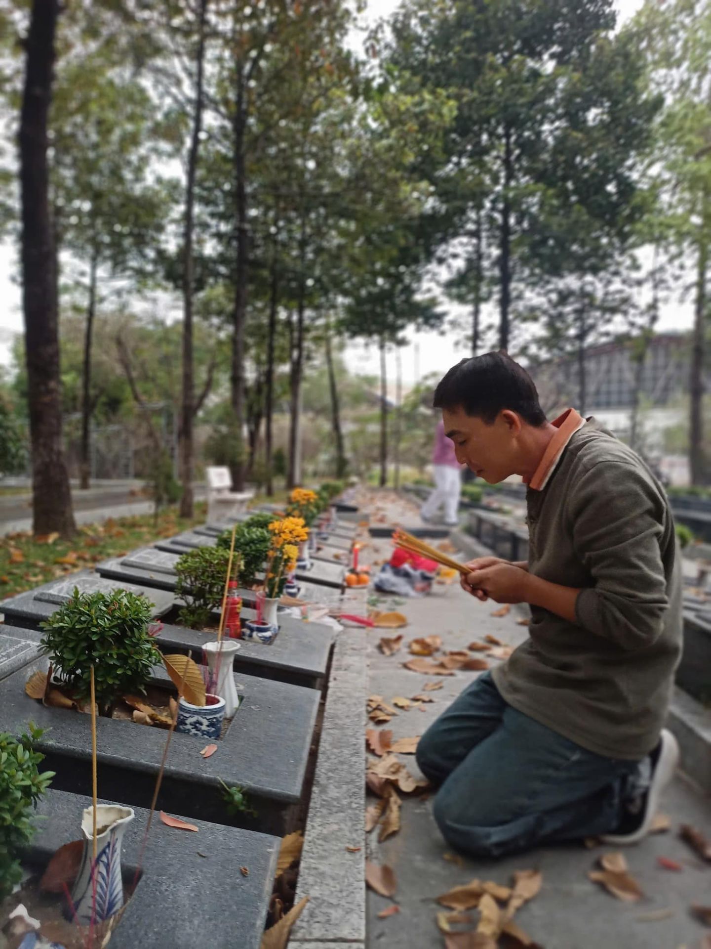 Có thể là hình ảnh về 1 người