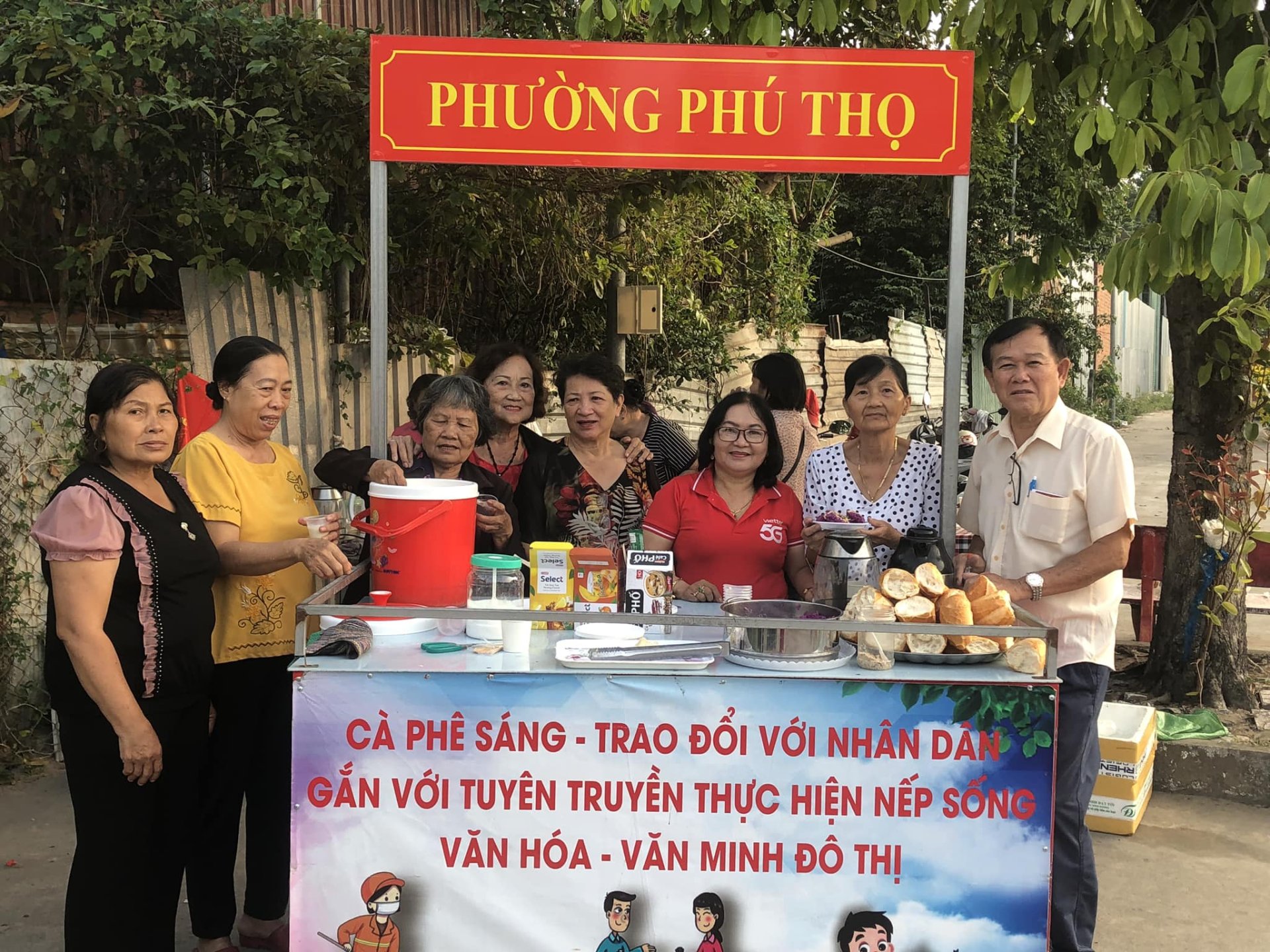 Đề án NSVH-VMĐT: Duy trì Mô hình "Cà phê sáng - Trao đổi với nhân dân"