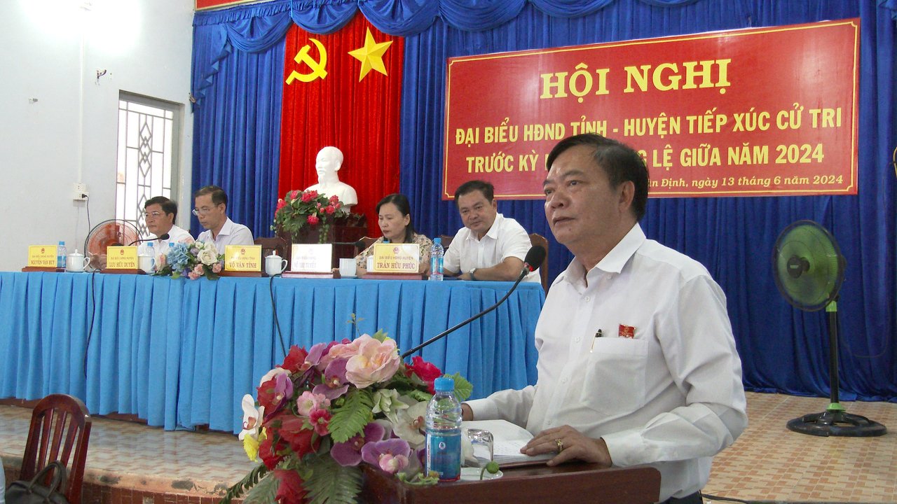 Đại biểu HĐND tỉnh Bình Dương và huyện Bắc Tân Uyên tiếp xúc cử tri xã Tân Định và xã Hiếu Liêm trước kỳ họp thường lệ giữa năm 2024