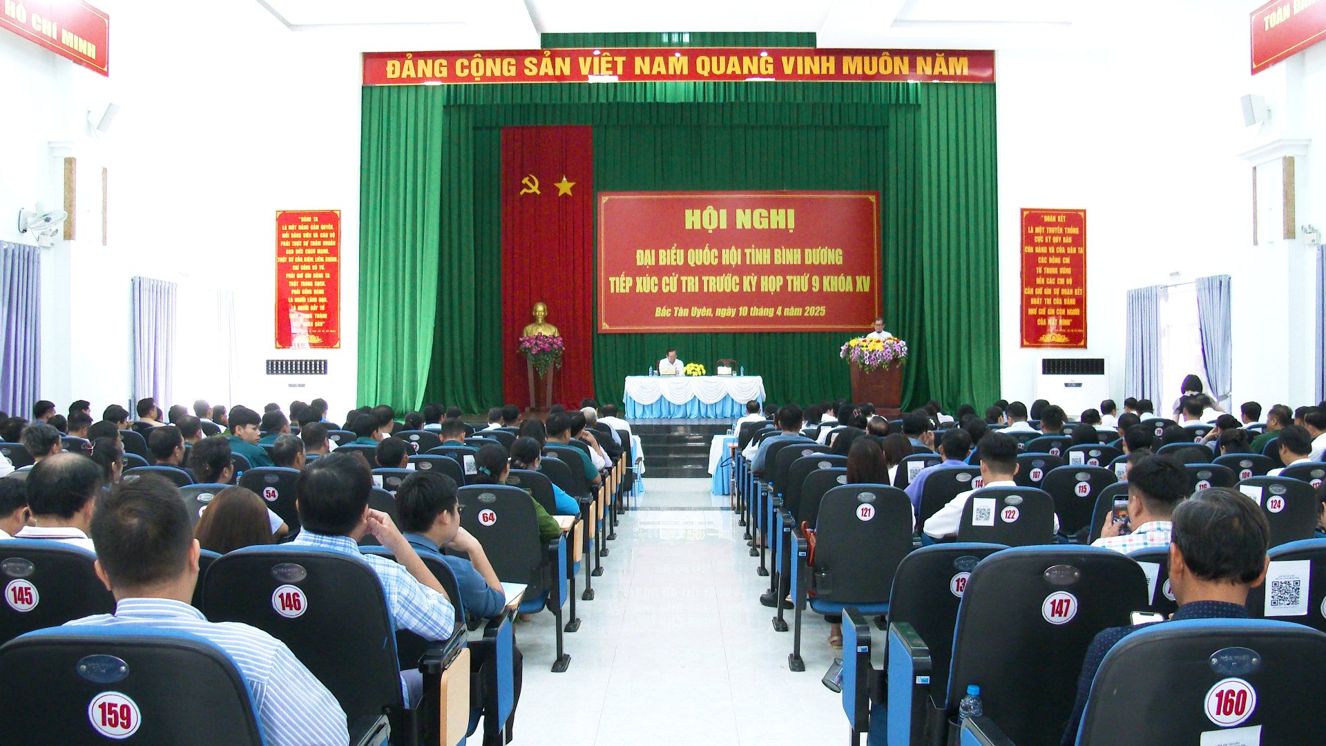 Đại biểu quốc hội tỉnh Bình Dương tiếp xúc cử tri huyện Bắc Tân Uyên trước kỳ họp quốc hội thứ 9