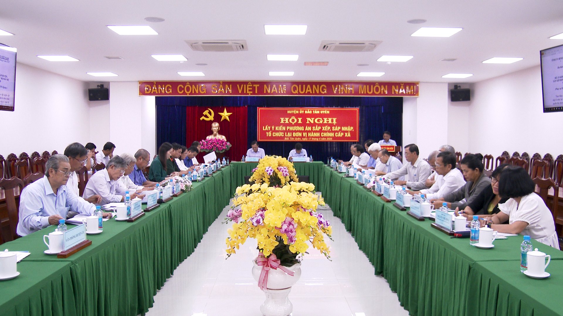 Bắc Tân Uyên tổ chức hội nghị lấy ý kiến phương án sắp xếp, sáp nhận tổ chức lại đơn vị hành chính cấp xã