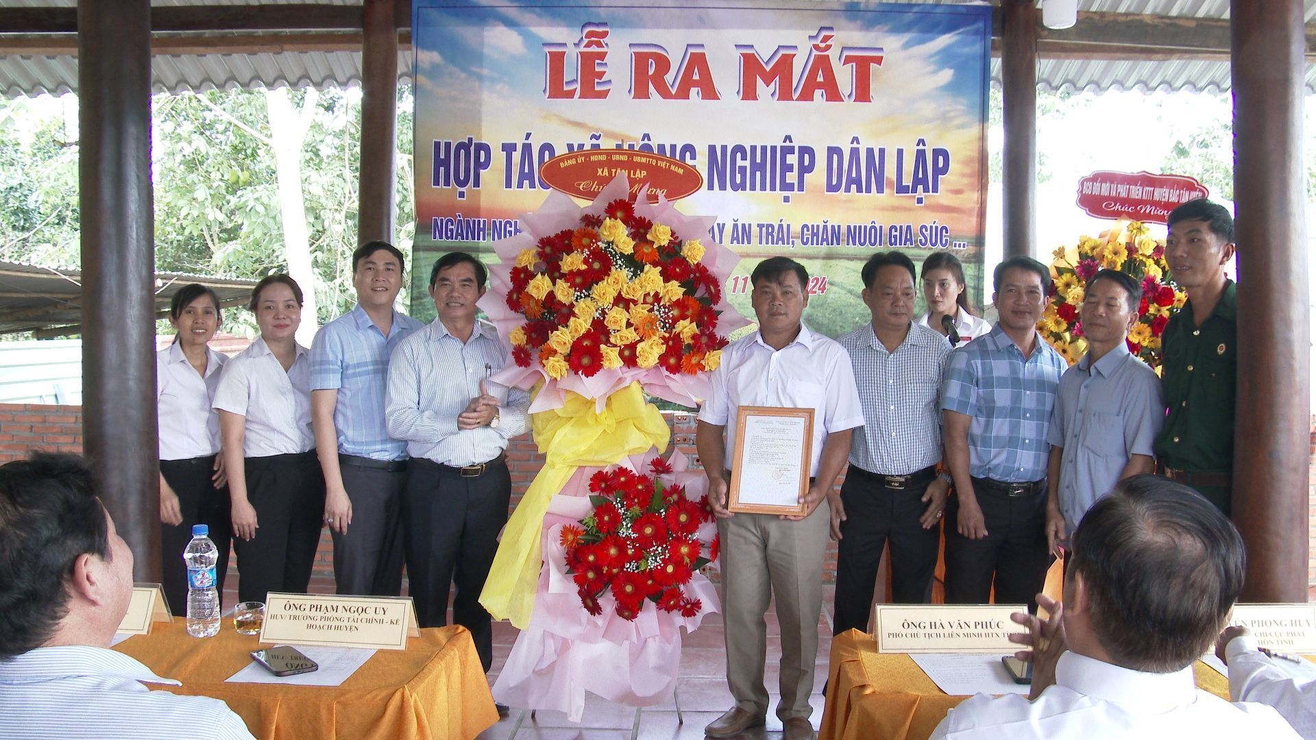 Ra mắt hợp tác xã nông nghiệp Dân Lập