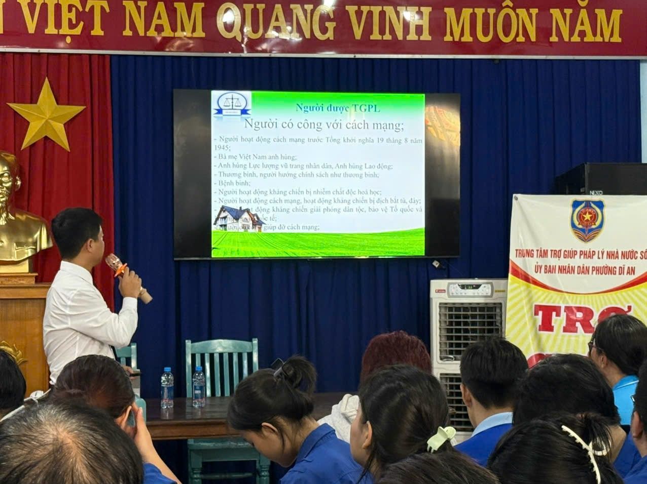 C&oacute; thể l&agrave; h&igrave;nh ảnh về &lrm;văn bản cho biết '&lrm;VIET NẠM QUANG VINH MU&Ocirc;N NAM 中 Người được TGPL Người c&oacute; c&ocirc;ng với c&aacute;ch mạng; Người hoạt động mạng truốc T&ocirc;ng kh&ocirc;i nghia thắng năm -B&agrave; dộng: hoạt động hoat hương nhićm kh&aacute;ng chiến ydp dchh bất b&aacute;rti.d Jrt&ugrave; رقك ph&ograve;ng dần ic. No ရမ် mạng EO * TRUNG T&Acirc;M TRỢ GI&Uacute;P PH&Aacute;P NH&Agrave; NƯỚC UY AN NH&Acirc;N D&Acirc;N PHƯỜNG AN TR&lrm;'&lrm;