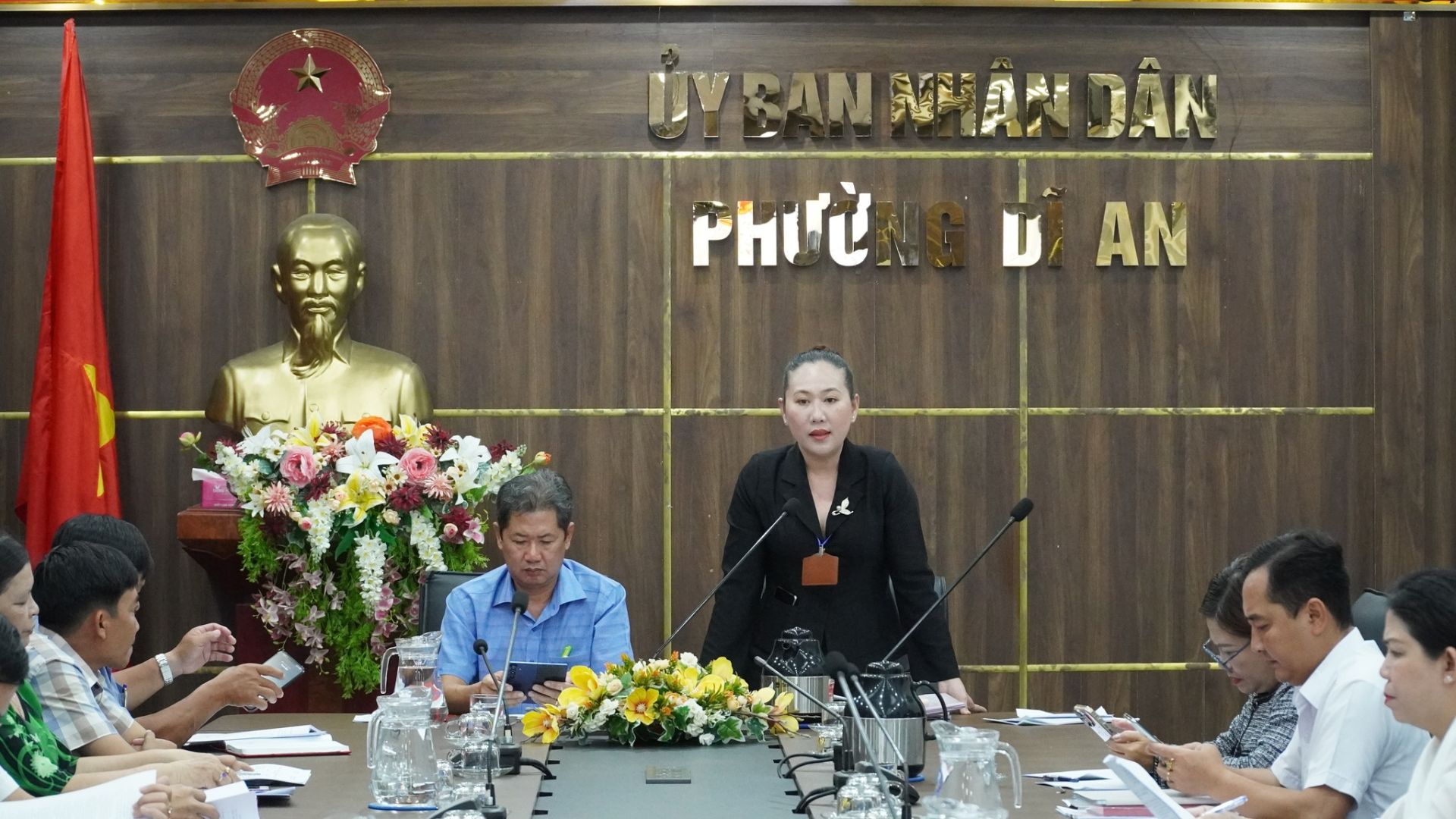 C&oacute; thể l&agrave; h&igrave;nh ảnh về đền thờ v&agrave; văn bản