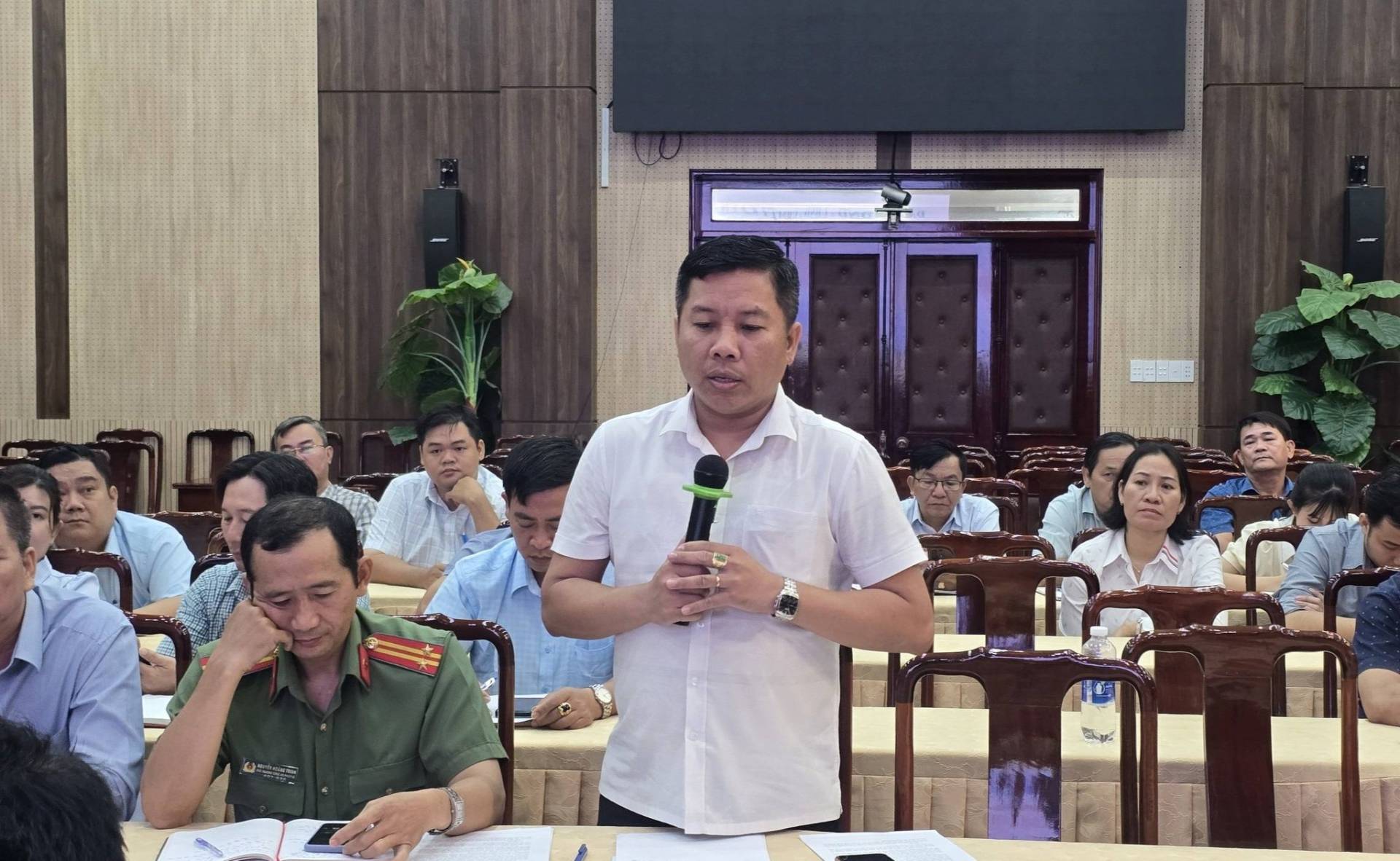 C&oacute; thể l&agrave; h&igrave;nh ảnh về đền thờ v&agrave; văn bản