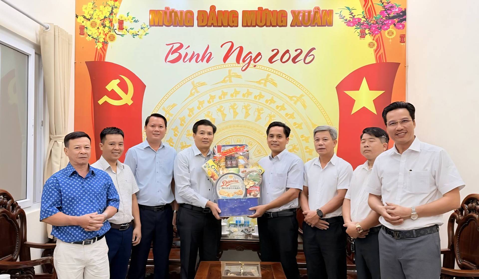 C&oacute; thể l&agrave; h&igrave;nh ảnh về &lrm;văn bản cho biết '&lrm;MỪNG Đ&Acirc;NG MỪNG XU&Acirc;N B&iacute;nh Ngọ 2026 ح Danisa CiNEs&lrm;'&lrm;