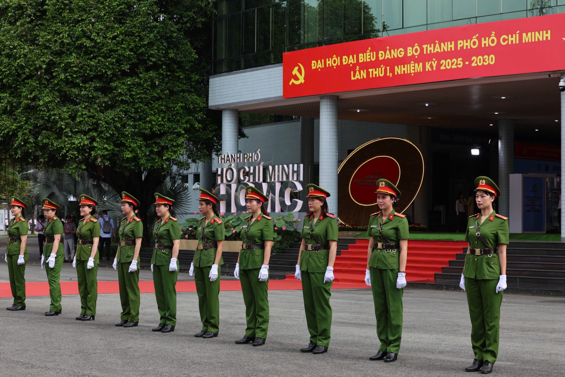 ĐẢM BẢO AN NINH ĐẠI HỘI ĐẠI BIỂU ĐẢNG BỘ TP.HỒ CHÍ MINH