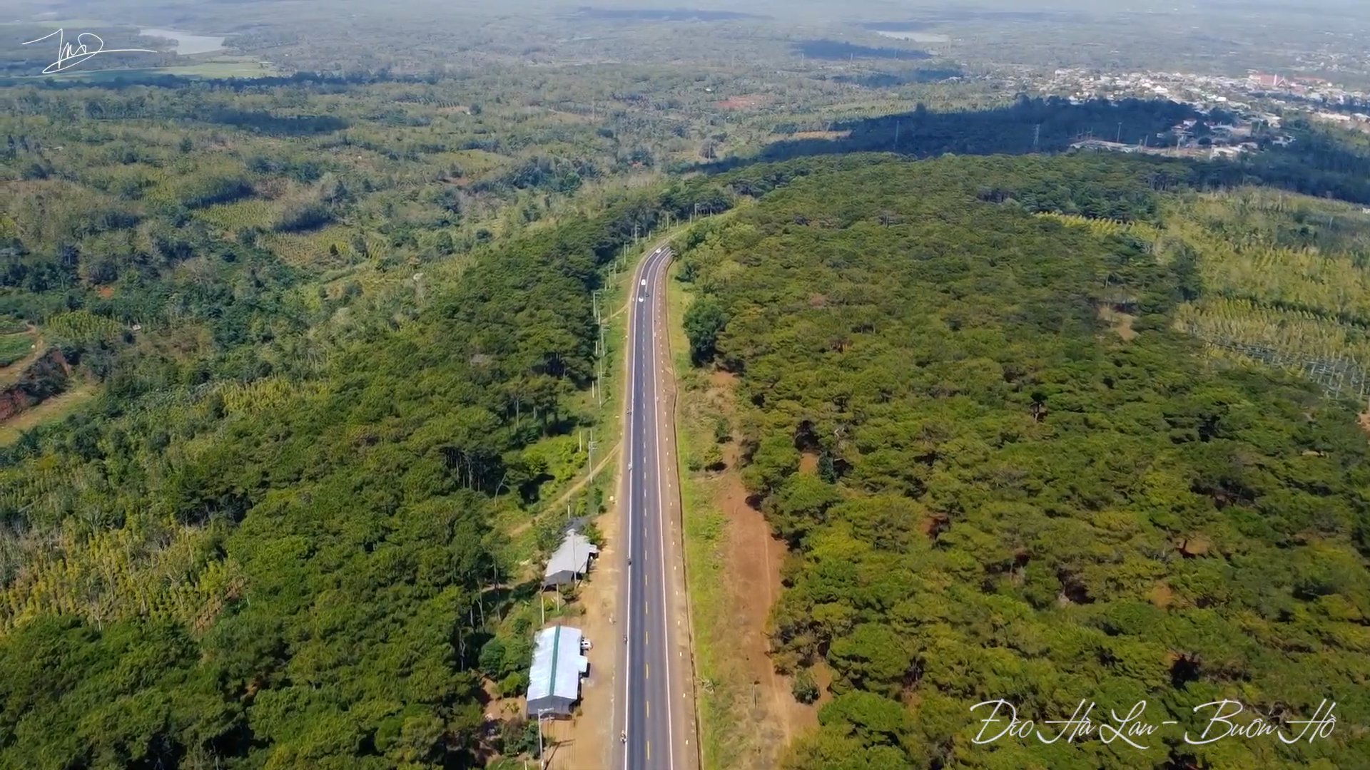 Hình ảnh Buôn Hồ