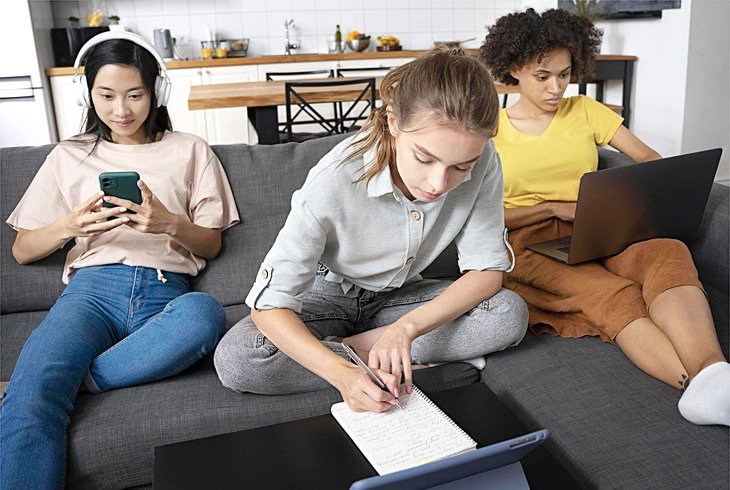 Gen Z sẵn sàng giảm lương để làm việc từ xa