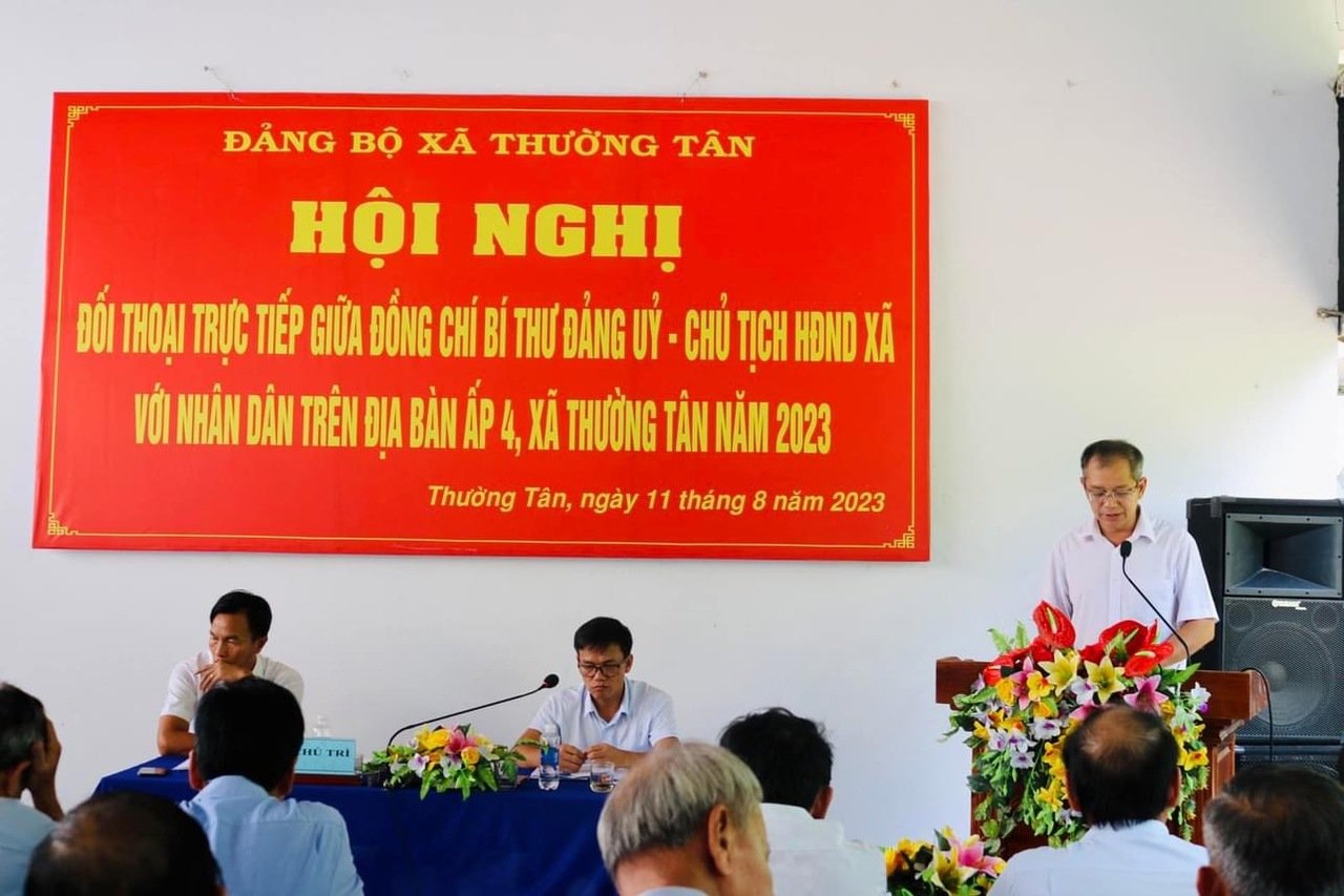 HỘI NGHỊ ĐỐI THOẠI TRỰC TIẾP GIỮA BÍ THƯ ĐẢNG ỦY - CHỦ TỊCH HĐND XÃ VỚI NHÂN DÂN TRÊN ĐỊA BÀN XÃ NĂM 2023