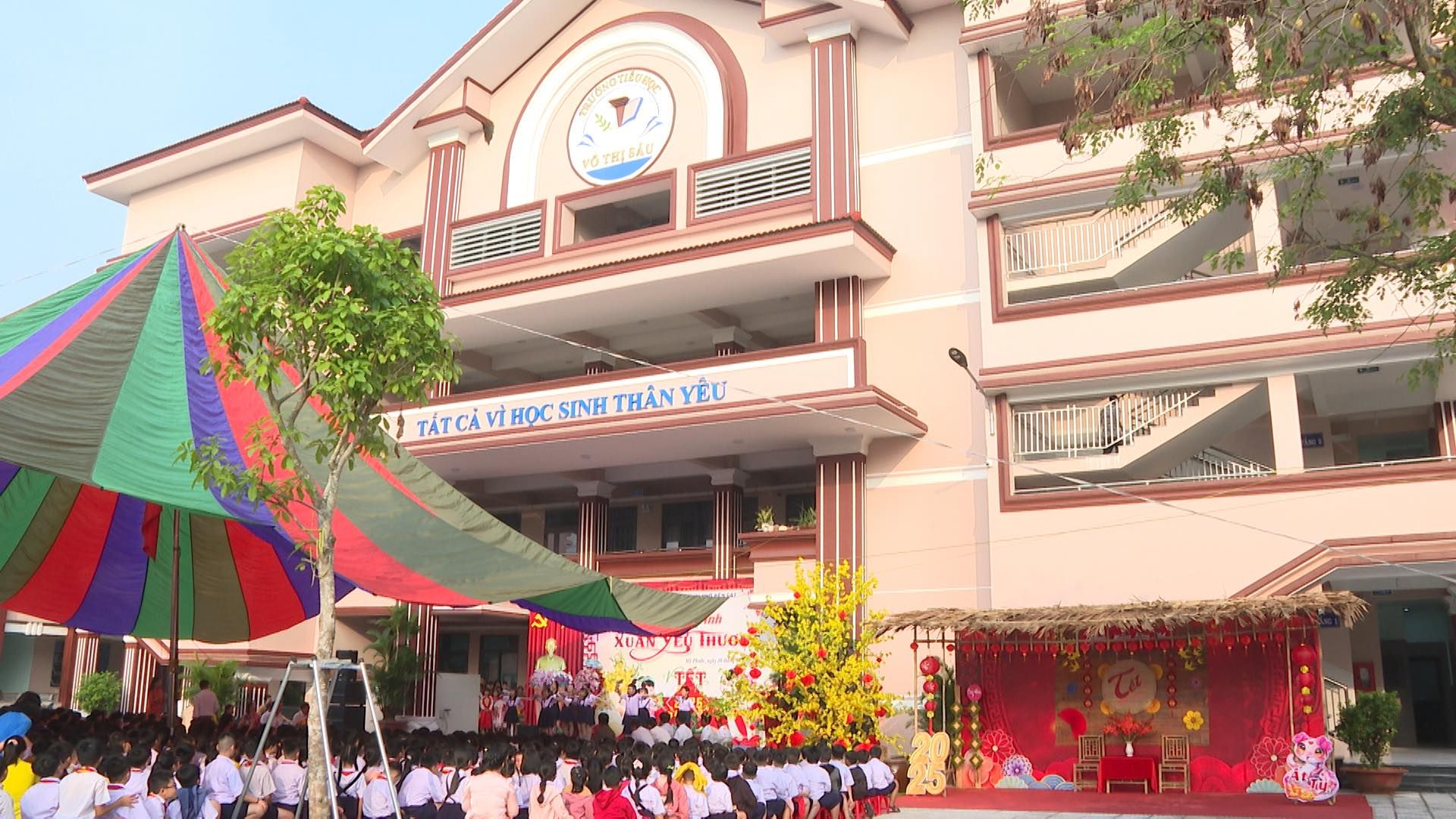 Có thể là hình ảnh về văn bản