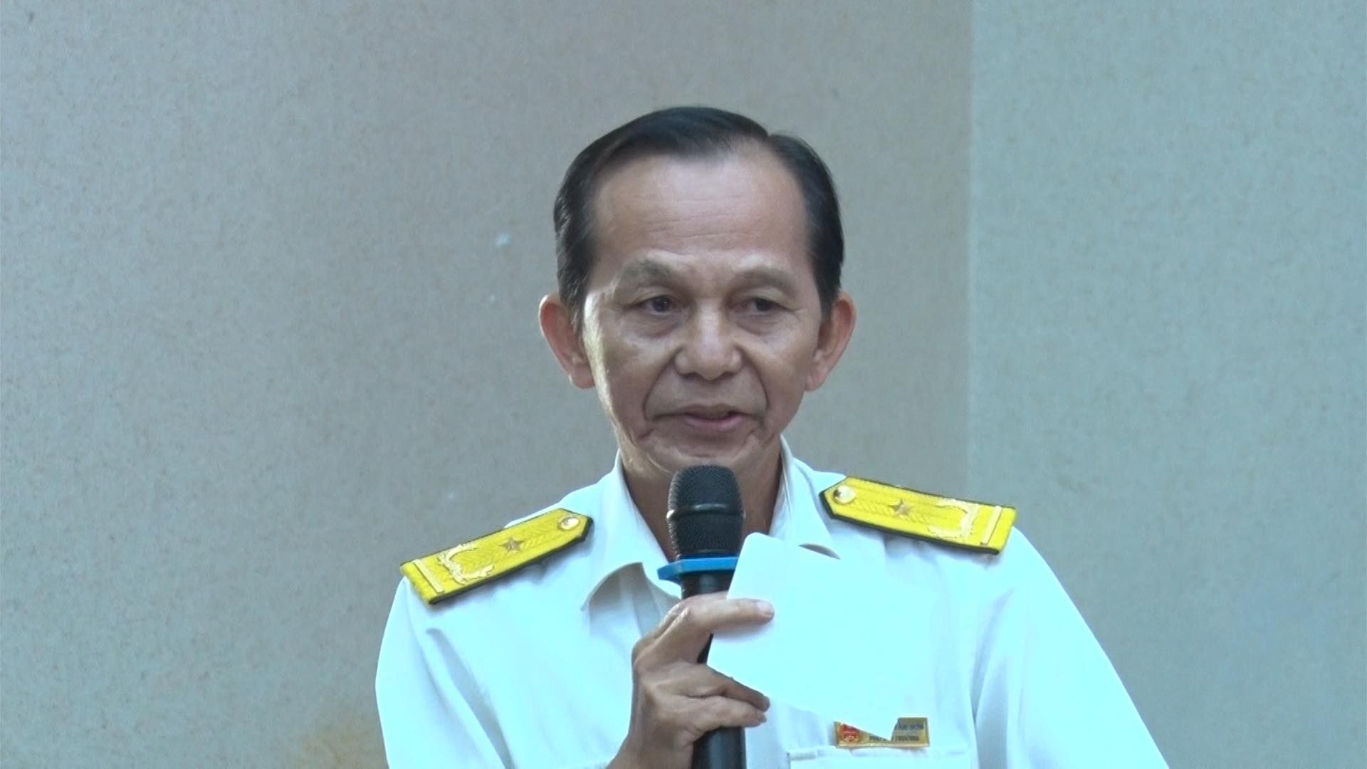 C&oacute; thể l&agrave; h&igrave;nh ảnh về 1 người