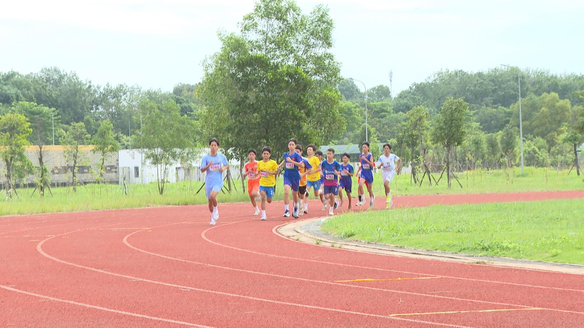 C&oacute; thể l&agrave; h&igrave;nh ảnh về 10 người