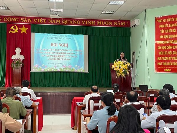 Đảng ủy phường Mỹ Phước tổ chức hội nghị quán triệt các văn bản về tổ chức Đại hội Đảng bộ các cấp