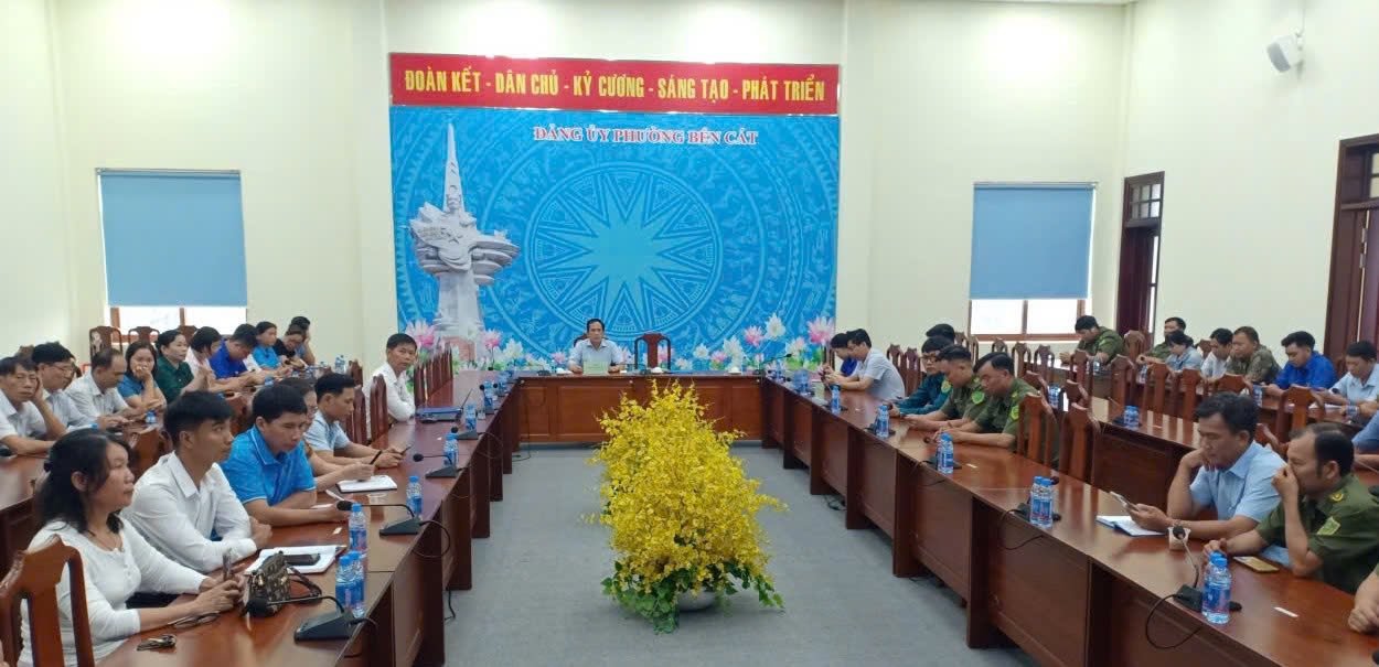 Bến Cát tham dự trực tuyến lễ phát động phong trào "Bình dân học vụ số"