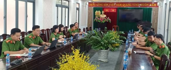 Bến Cát tham dự hội nghị trực tuyến phổ biến Luật Phòng cháy, chữa cháy và cứu nạn cứu hộ