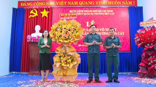 Bến Cát ra mắt Câu lạc bộ võ thuật Ban Chỉ huy Quân sự phường