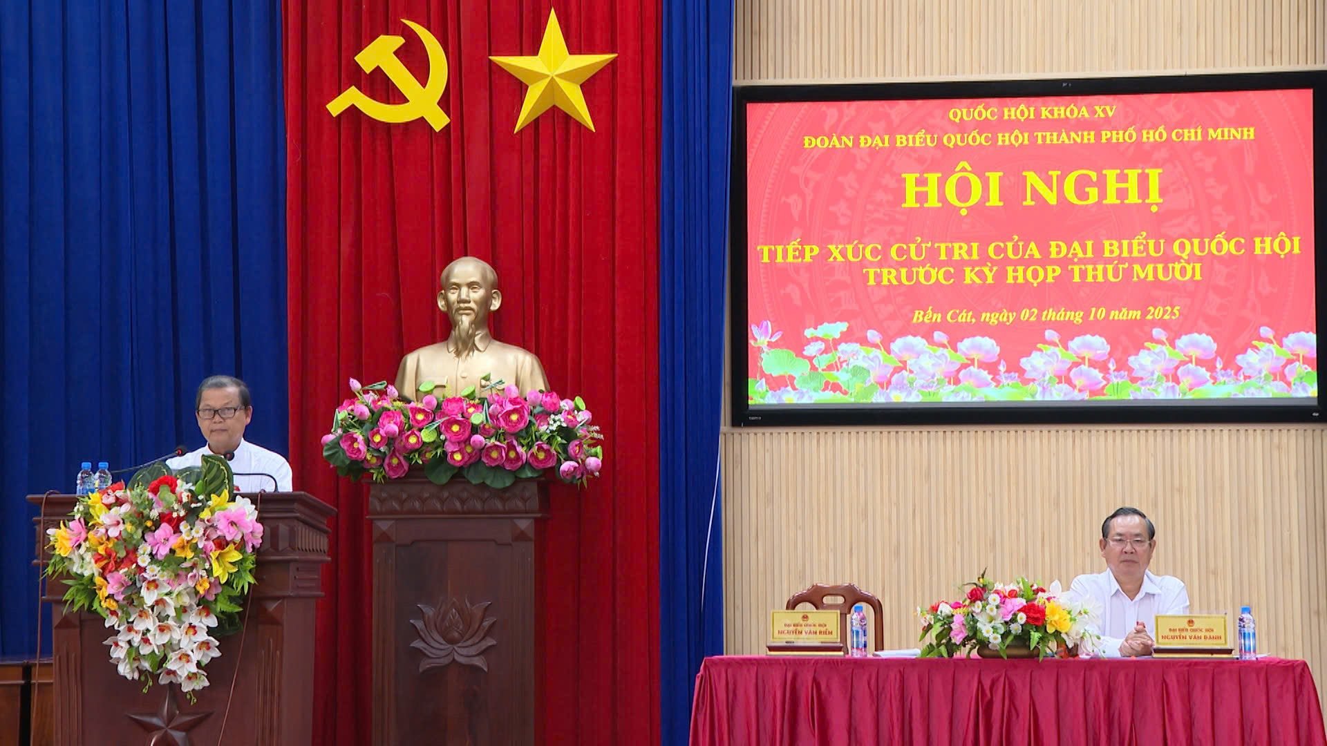 Đại biểu Quốc hội Thành phố Hồ Chí Minh tiếp xúc cử tri phường Bến Cát