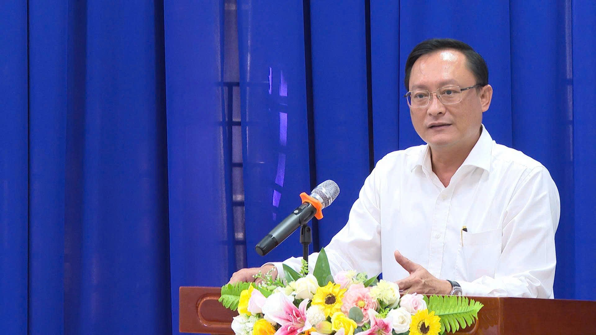 Lễ ký kết hợp đồng ủy thác cho vay đối với hộ nghèo và các đối tượng chính sách khác