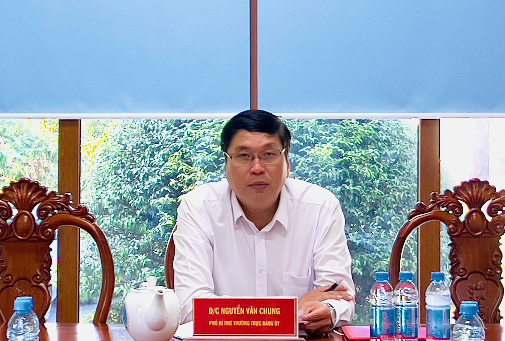 Triển khai bồi dưỡng lý luận chính trị; cập nhật kiến thức, kỹ năng, nghiệp vụ công tác phường Bến Cát quý IV/2025