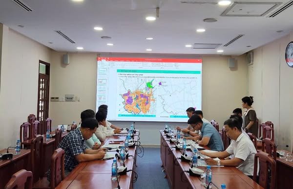 Bến Cát họp điều chỉnh quy hoạch chung thành phố đến năm 2040