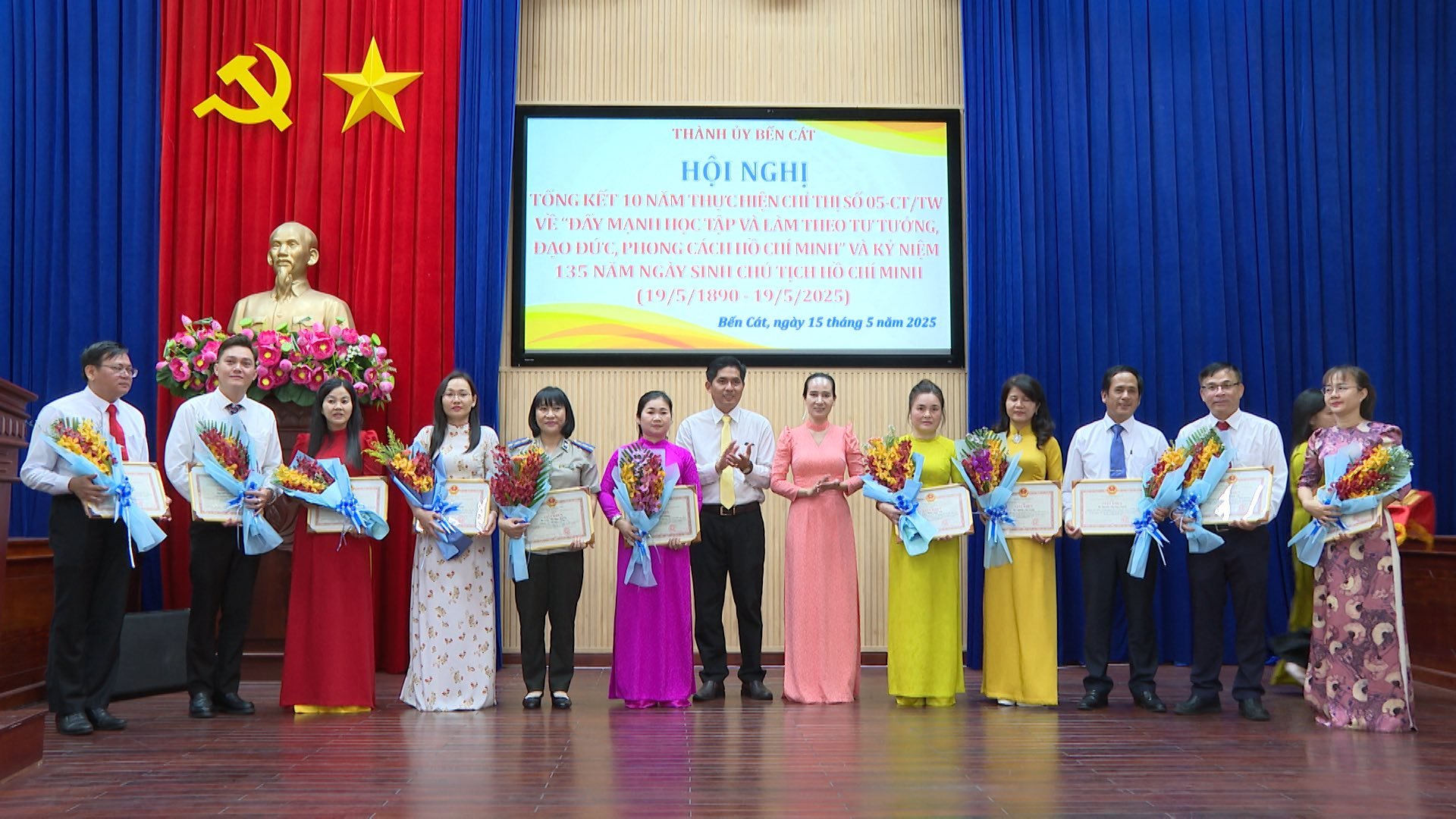 Tổng kết 10 năm thực hiện Chỉ thị số 05-CT/TW của Bộ Chính trị