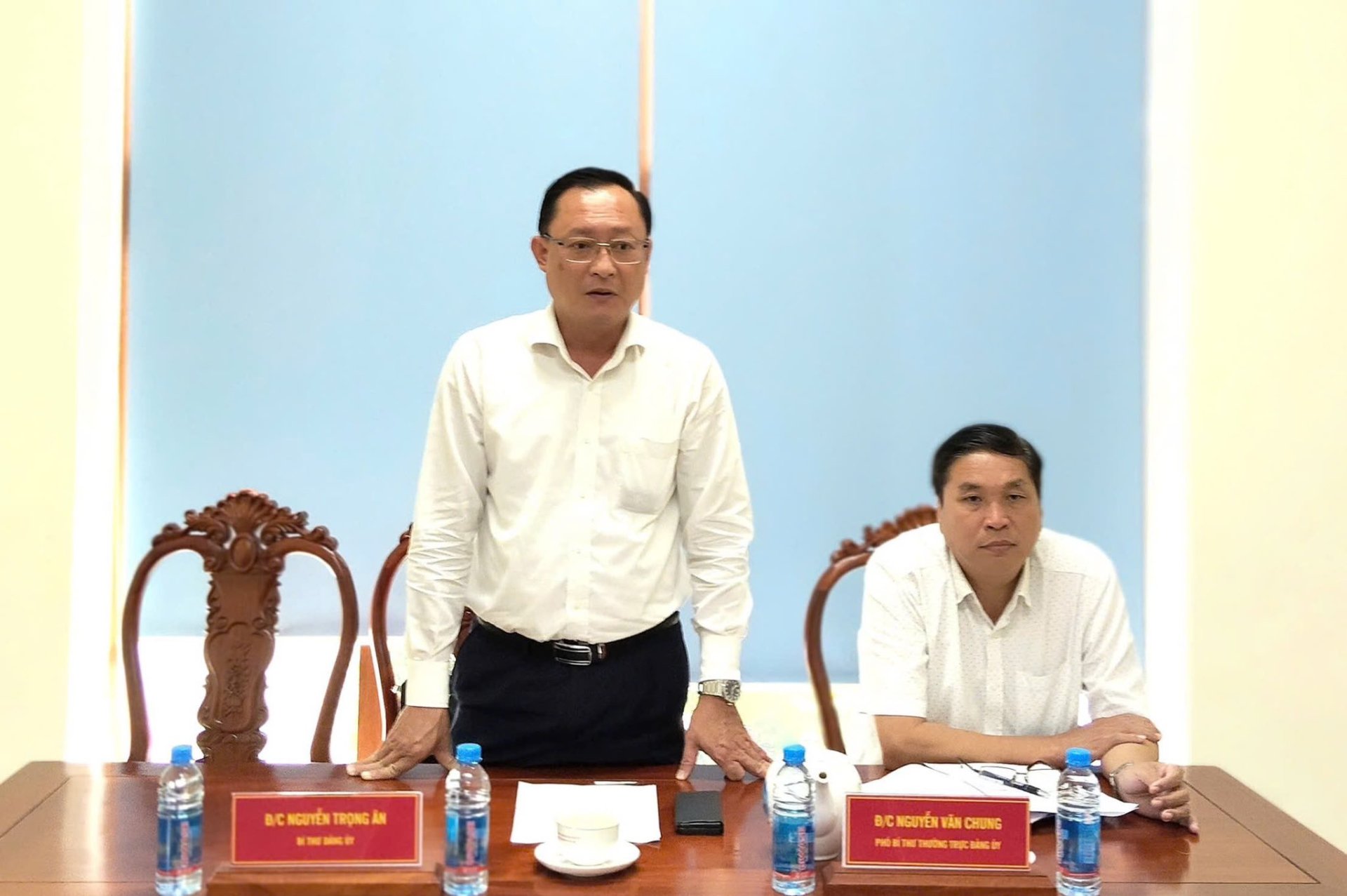 Thường trực Đảng ủy làm việc với Văn phòng Đảng ủy