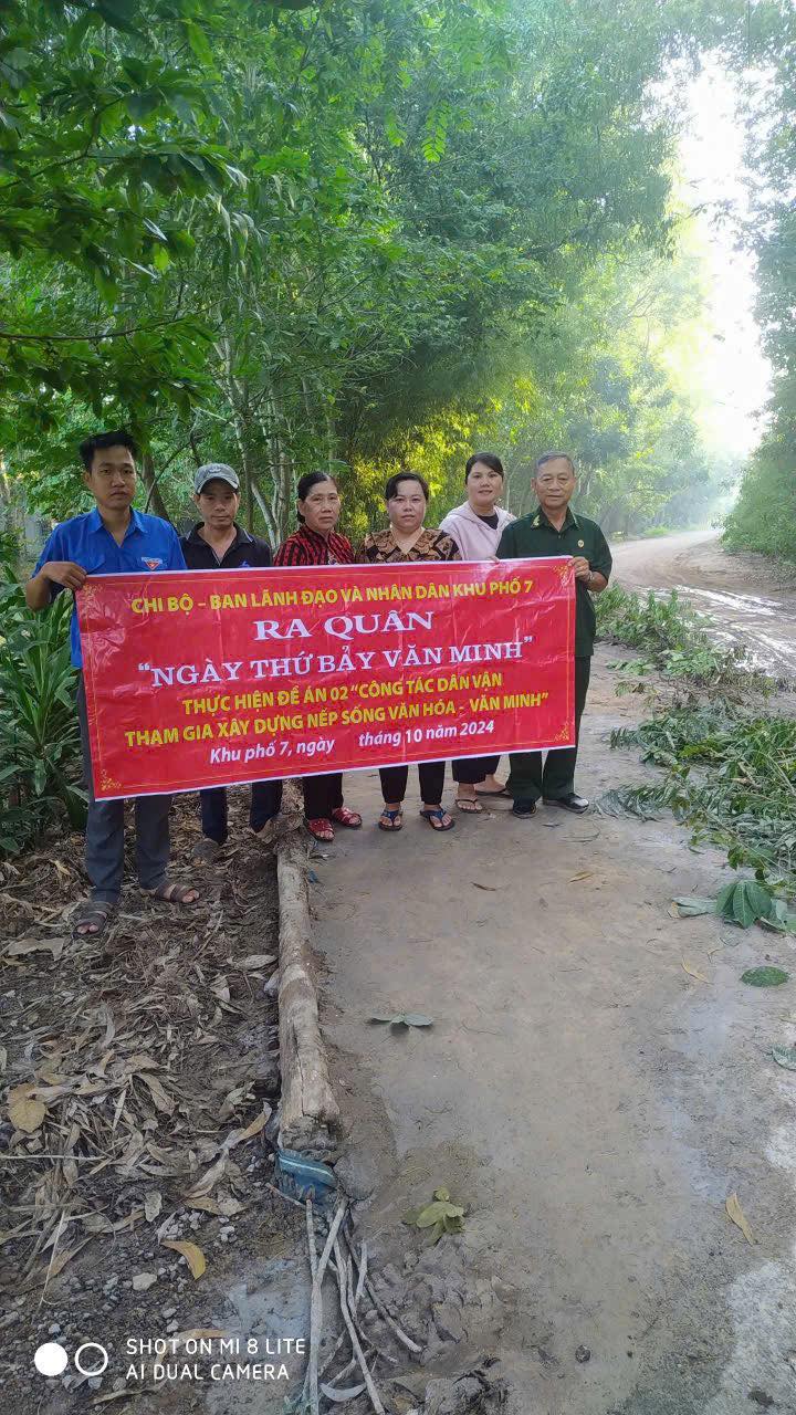 HOẠT ĐỘNG
