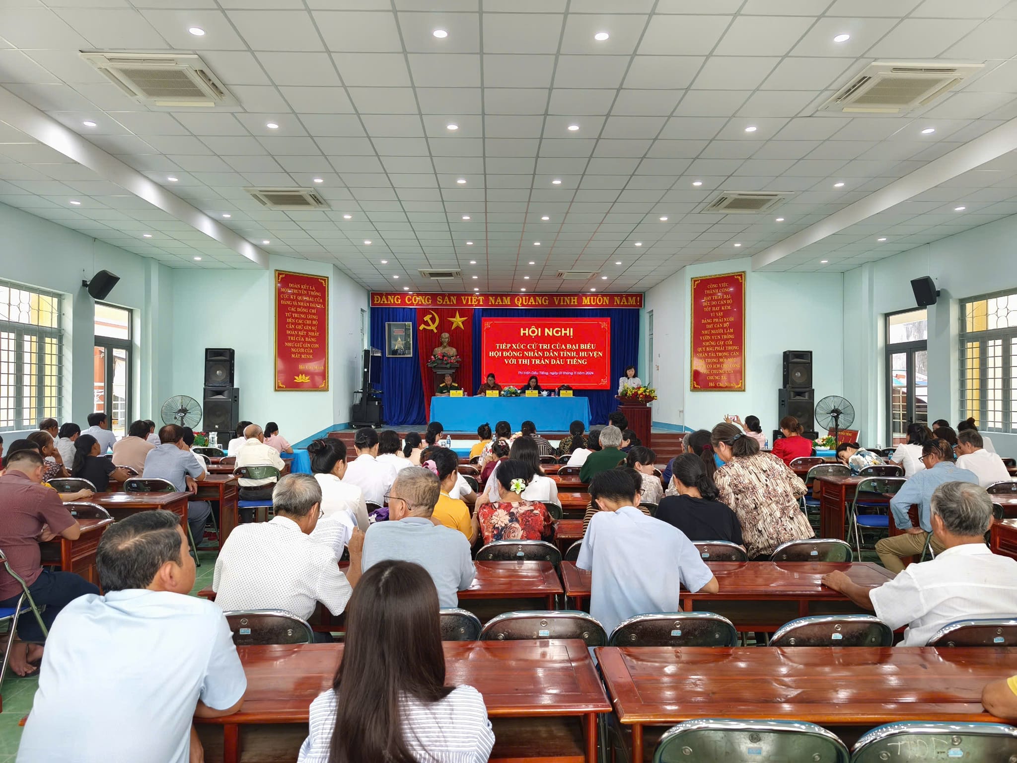 Tuyên truyền