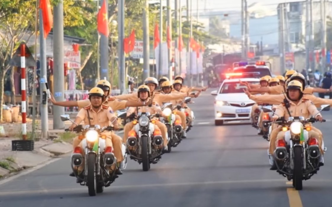 Ra quân thực hiện cao điểm tấn công trấn áp tội phạm