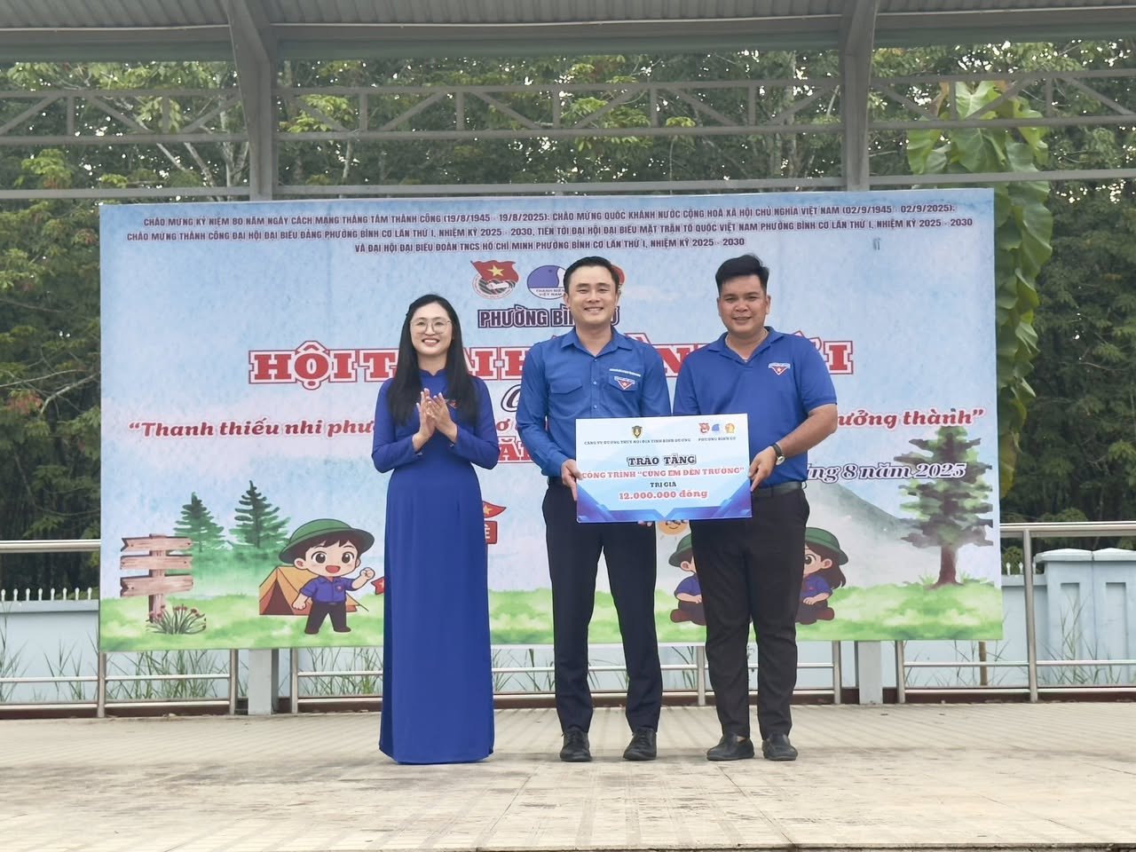 🌸🌸🌸TRAO TẶNG CÔNG TRÌNH "CÙNG EM ĐẾN TRƯỜNG"🌸🌸🌸