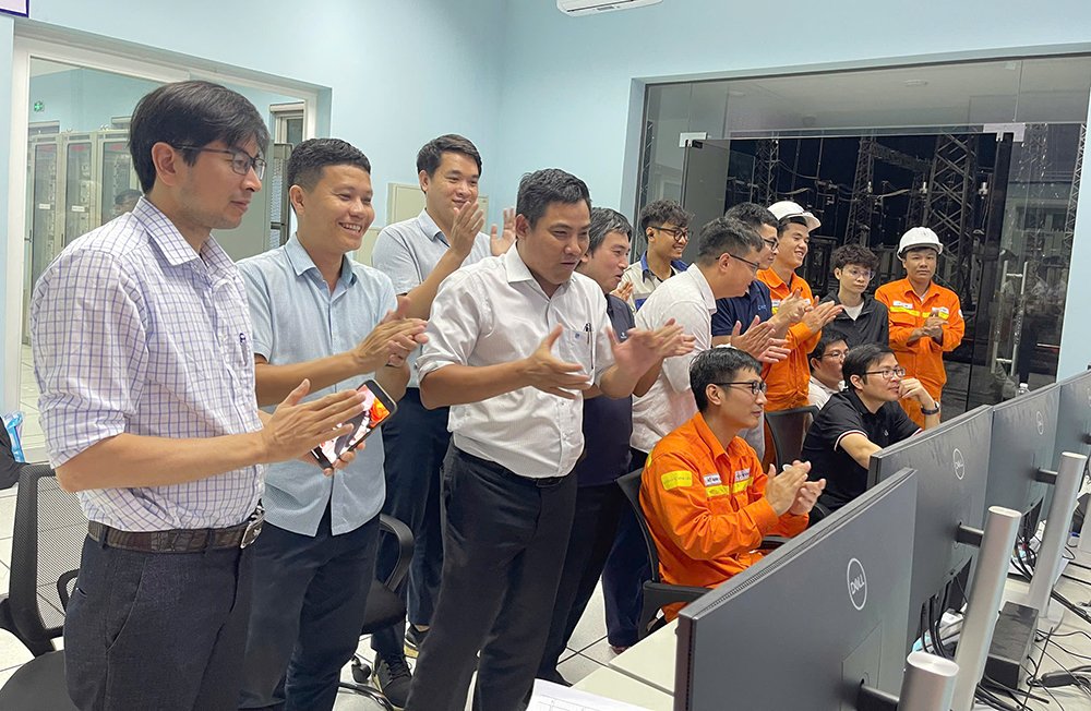 Đóng điện đường dây 220kV Huội Quảng - Nghĩa Lộ và Trạm biến áp 220kV Nghĩa Lộ